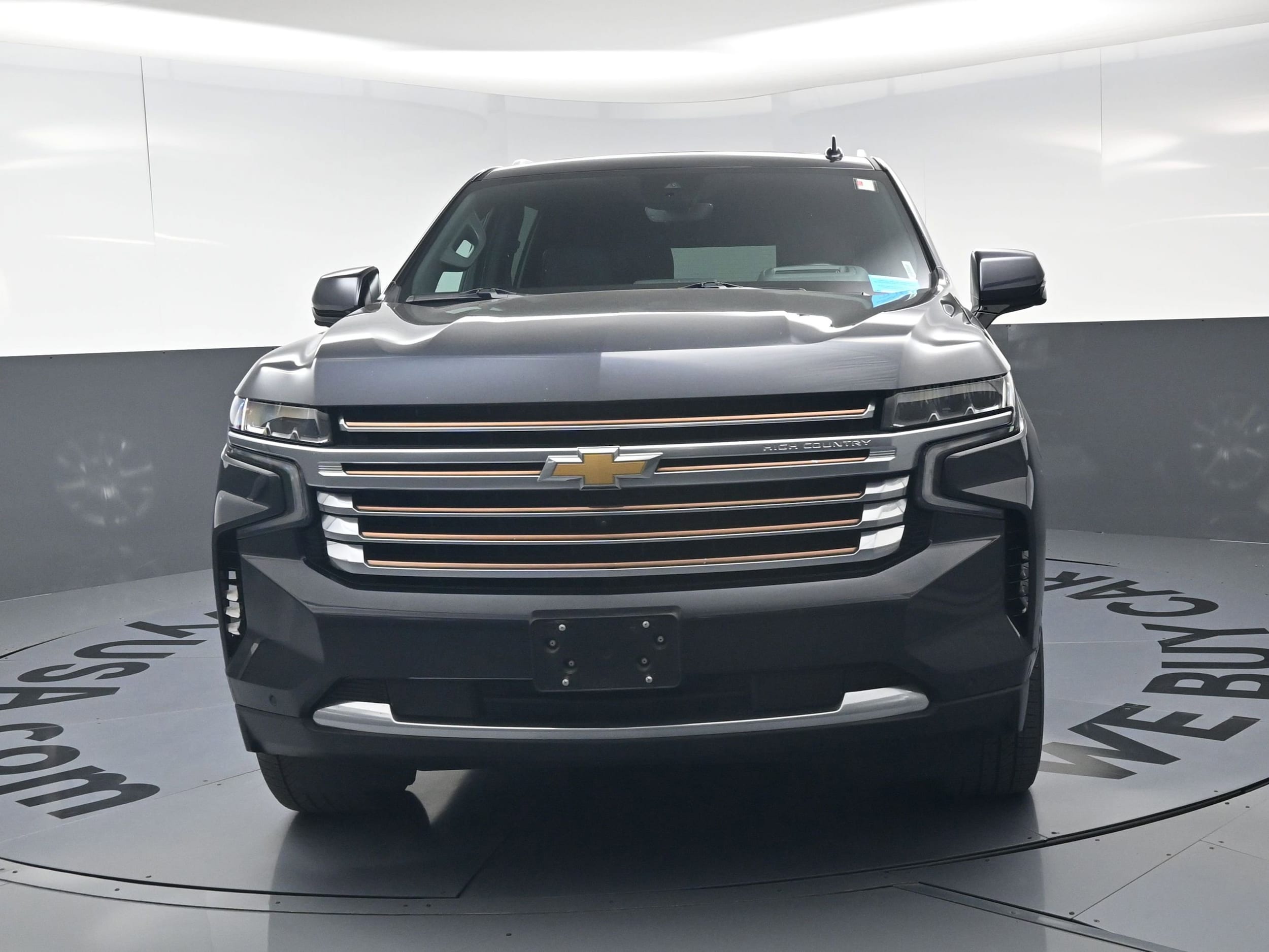 2023 Chevrolet Suburban High Country photo 4