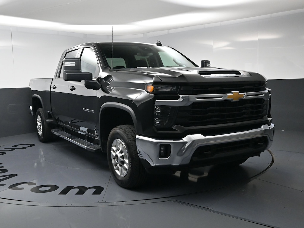 Used 2025 Chevrolet Silverado 2500HD LT Pickup