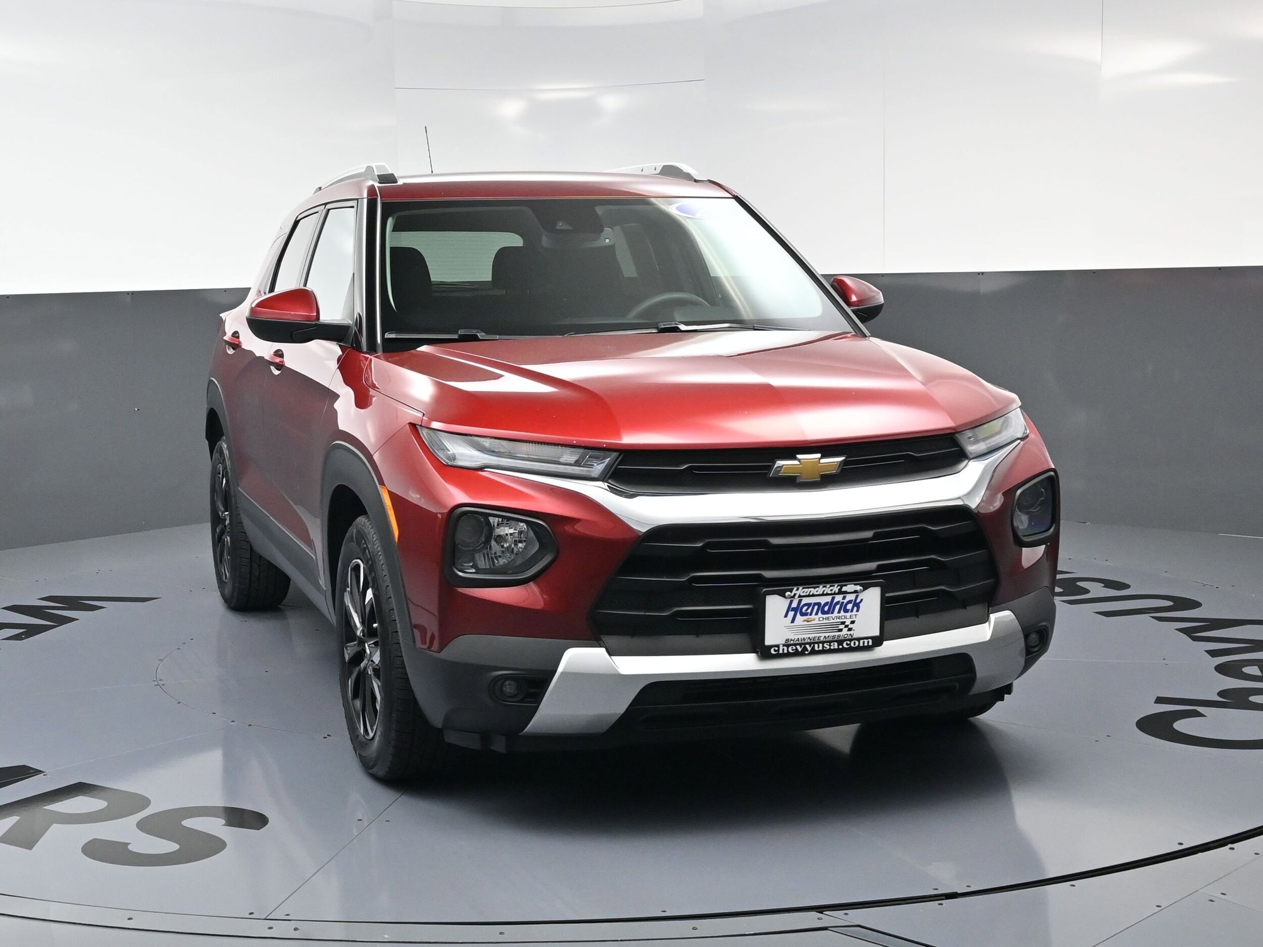 2022 Chevrolet Trailblazer LT photo 2