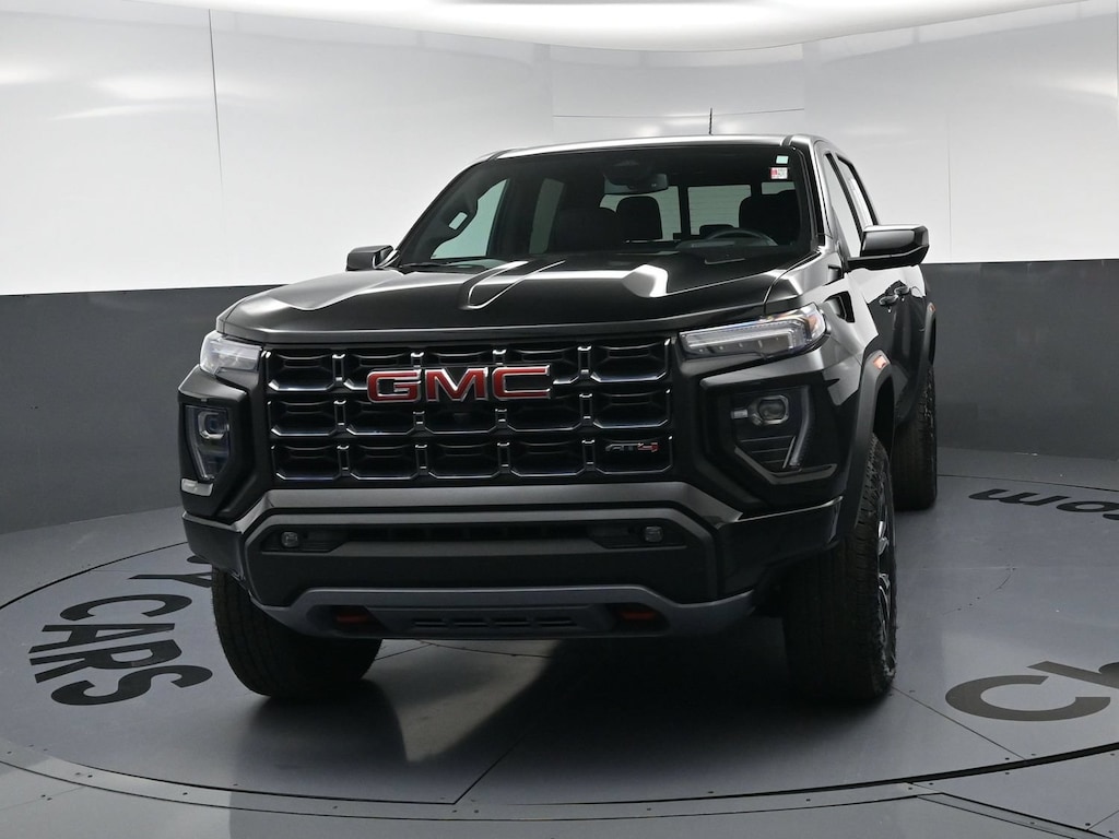 Used 2024 GMC Canyon 4WD AT4 Pickup