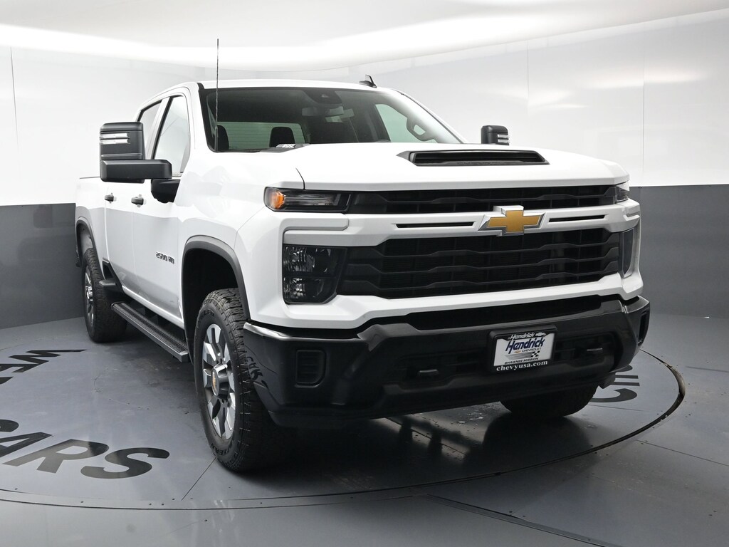 Used 2024 Chevrolet Silverado 2500HD Custom Pickup