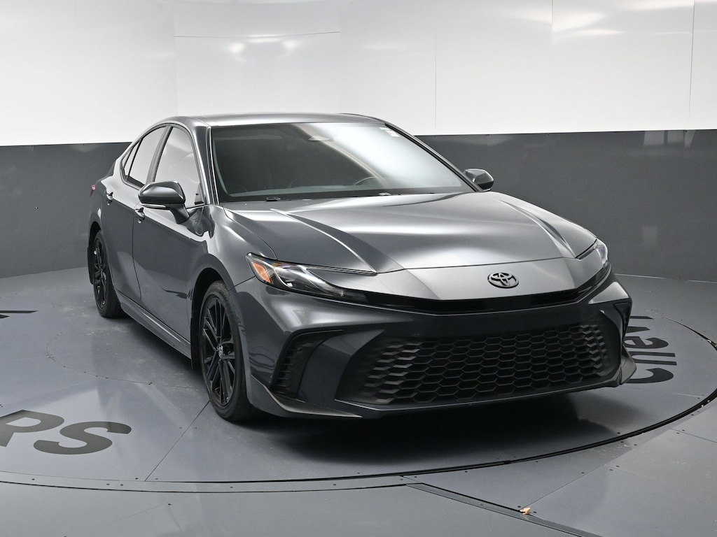 Used 2025 Toyota Camry SE 4dr Car