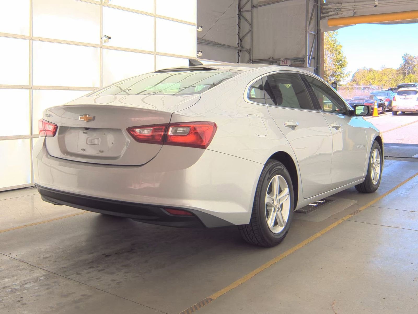 2020 Chevrolet Malibu LS photo 6