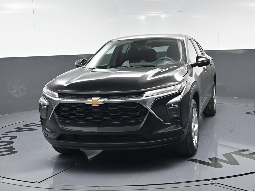 Used 2026 Chevrolet Trax LS SUV