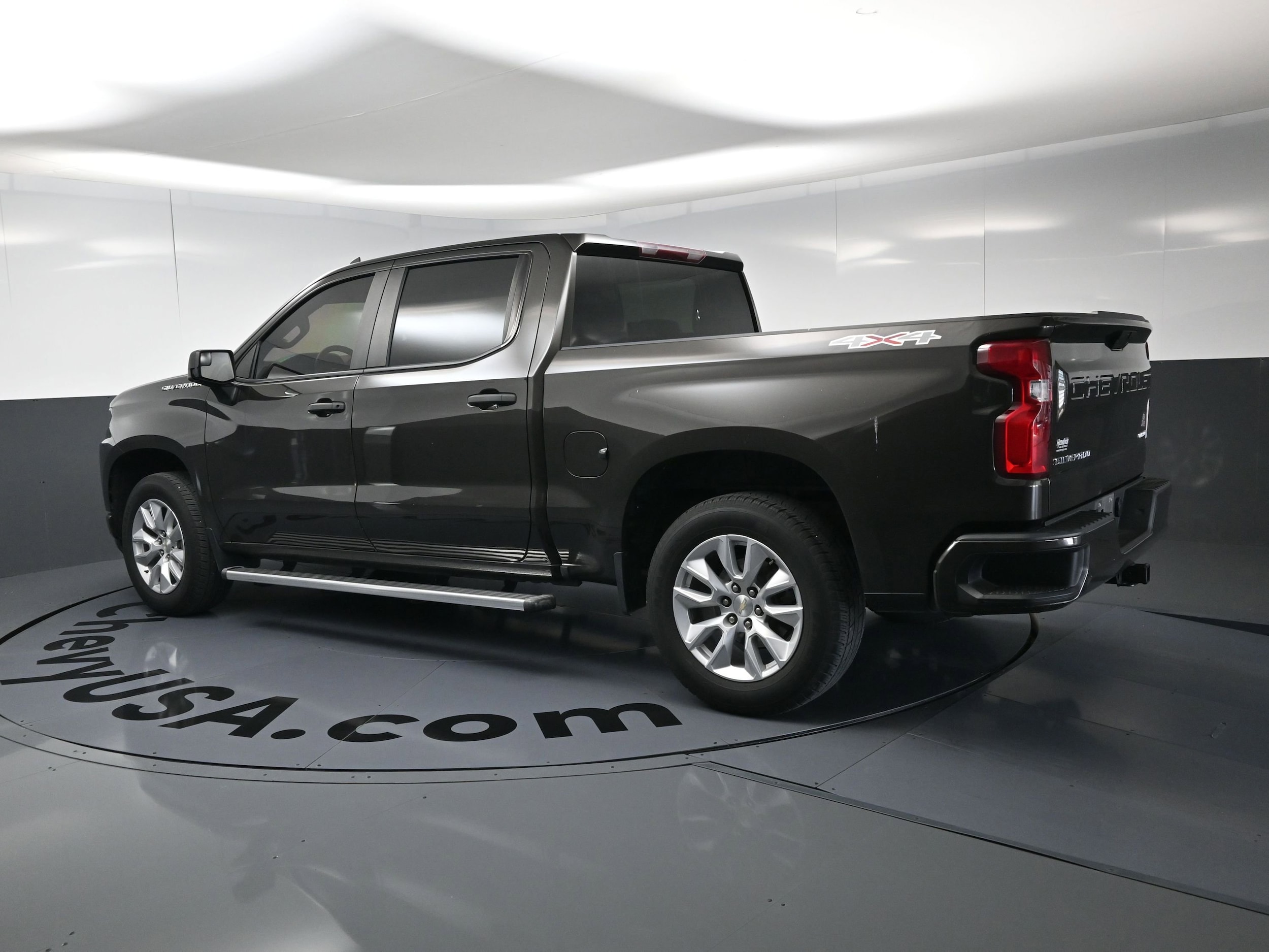 Chevrolet Silverado 1500 LTD Custom