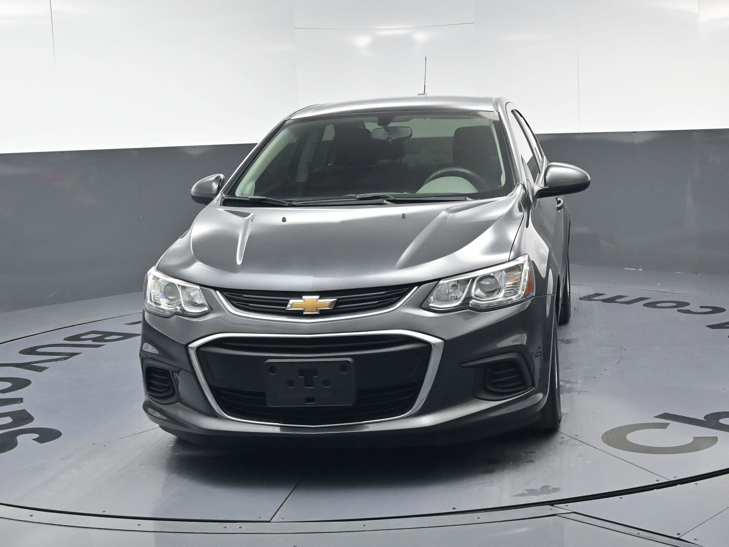 2020 Chevrolet Sonic LT photo 4