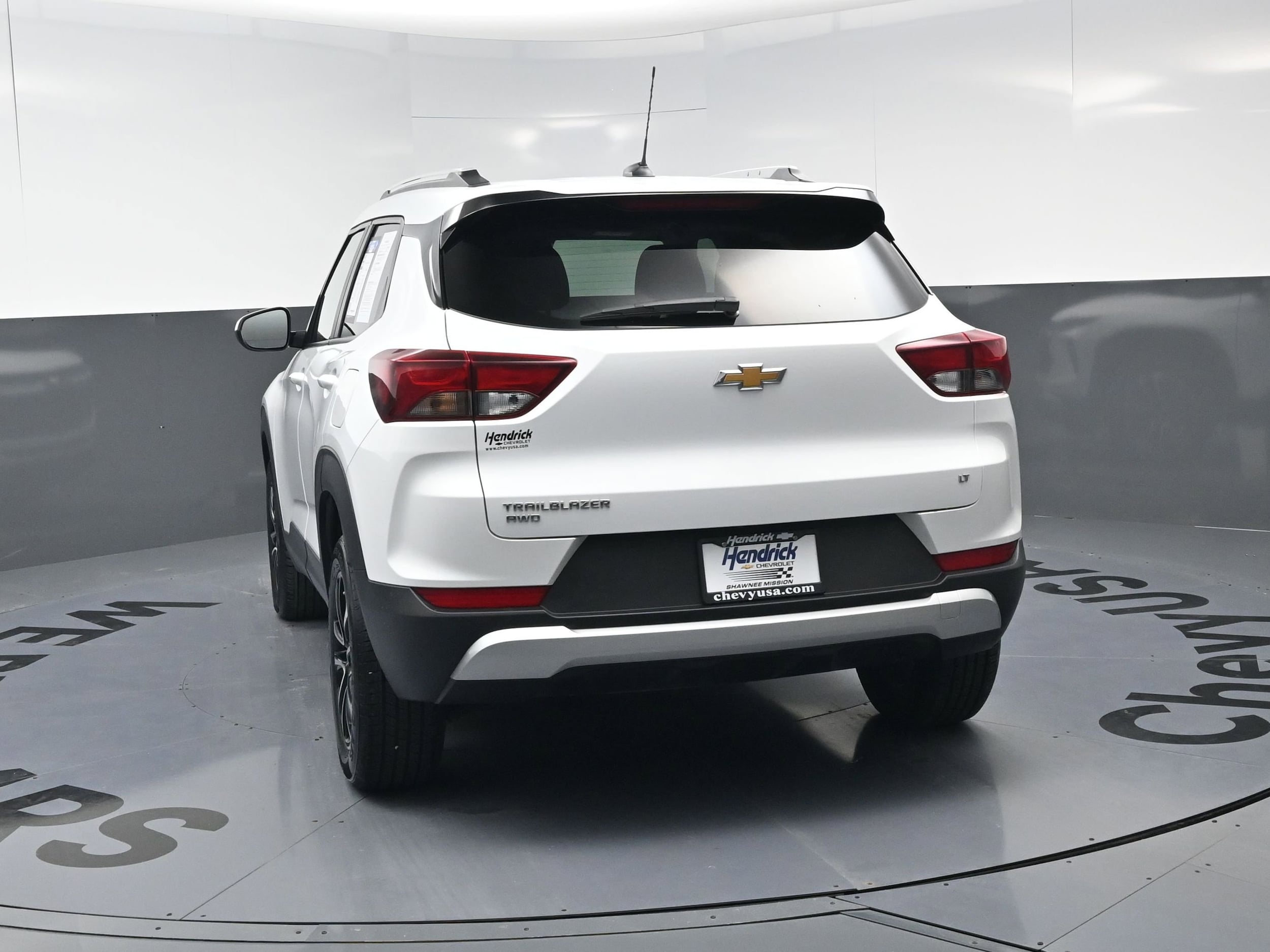 2024 Chevrolet Trailblazer LT photo 3