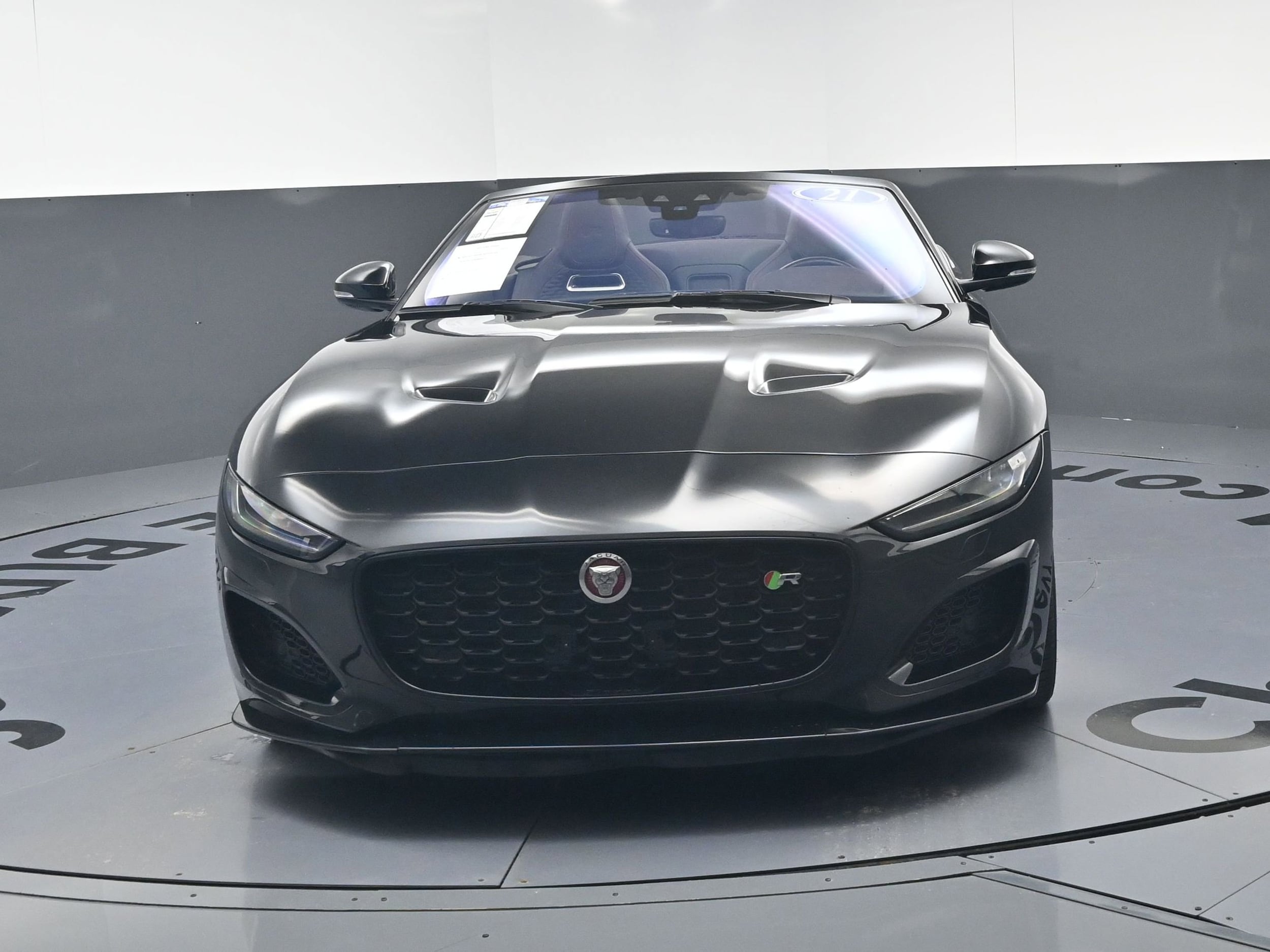 Jaguar F-TYPE R