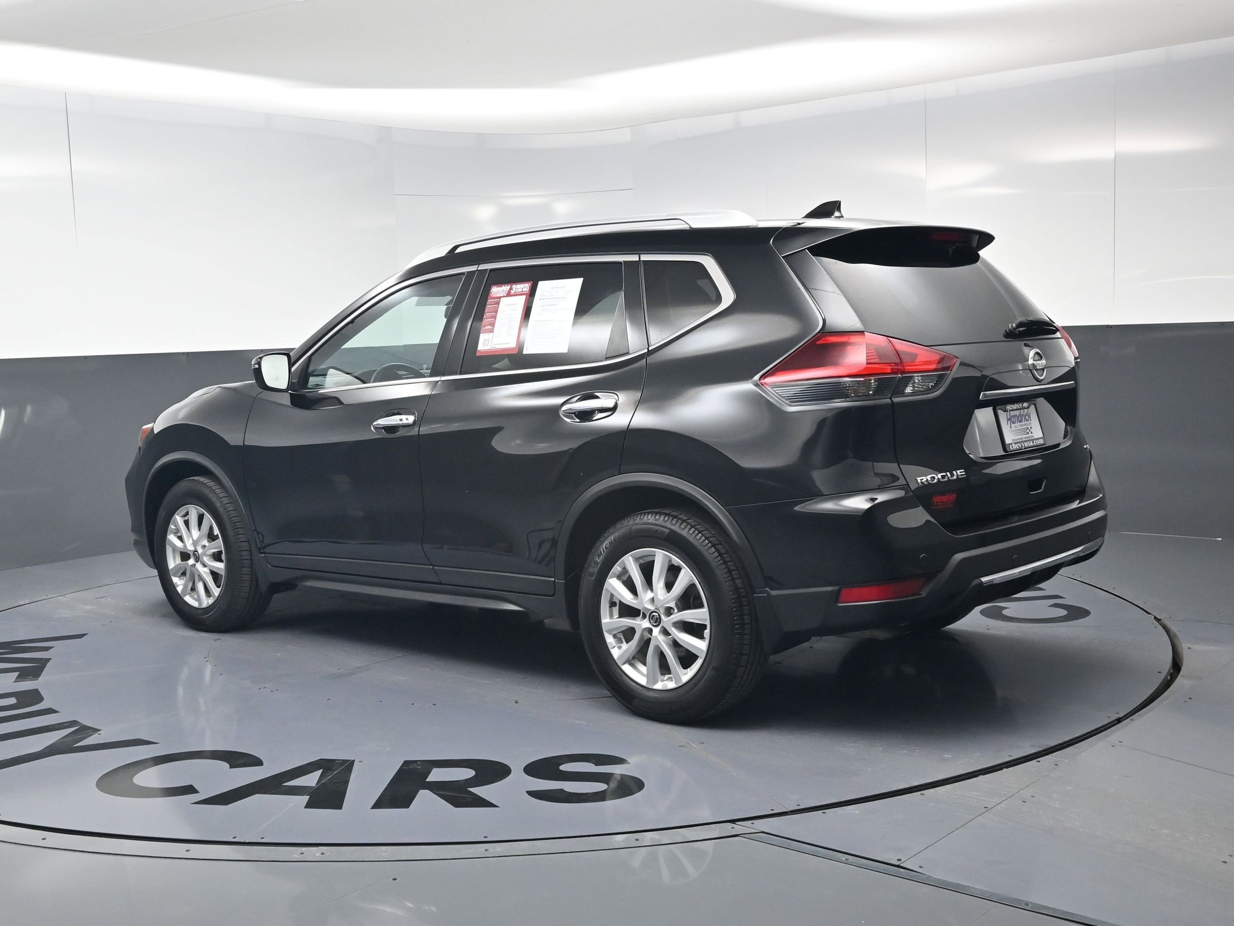 2020 Nissan Rogue SV photo 6