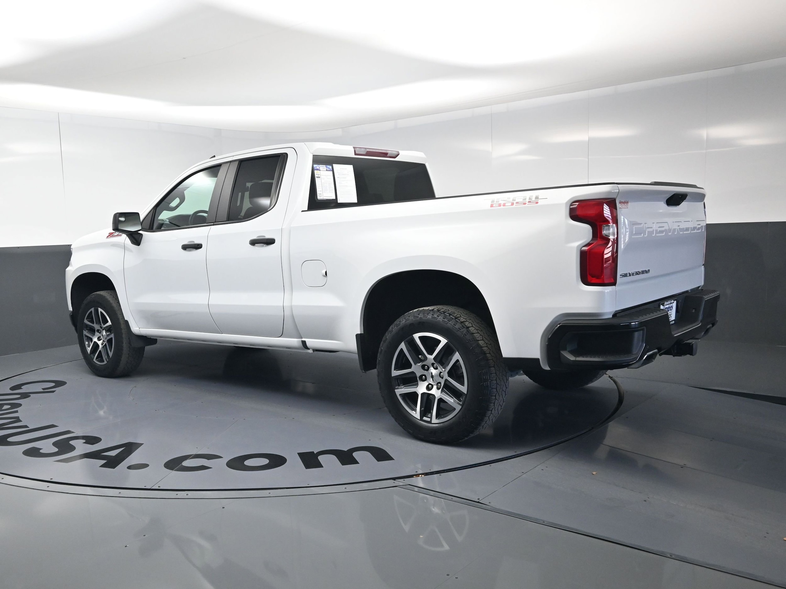 2019 Chevrolet Silverado 1500 Custom Trail Boss photo 5