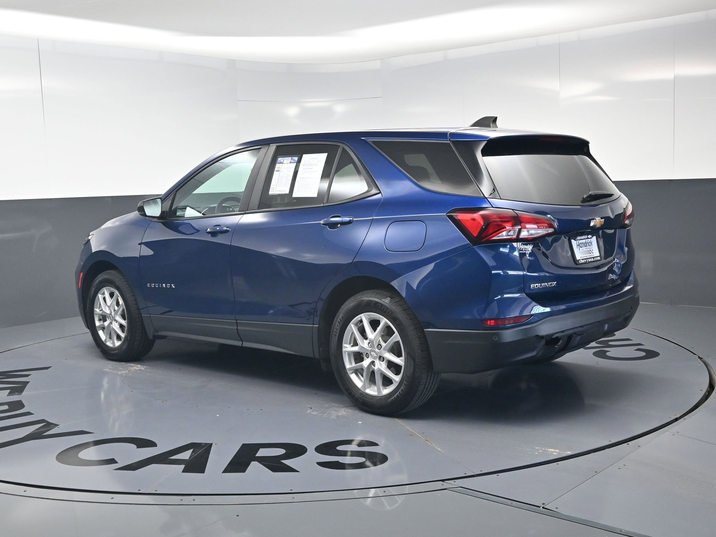 2022 Chevrolet Equinox LS photo 6