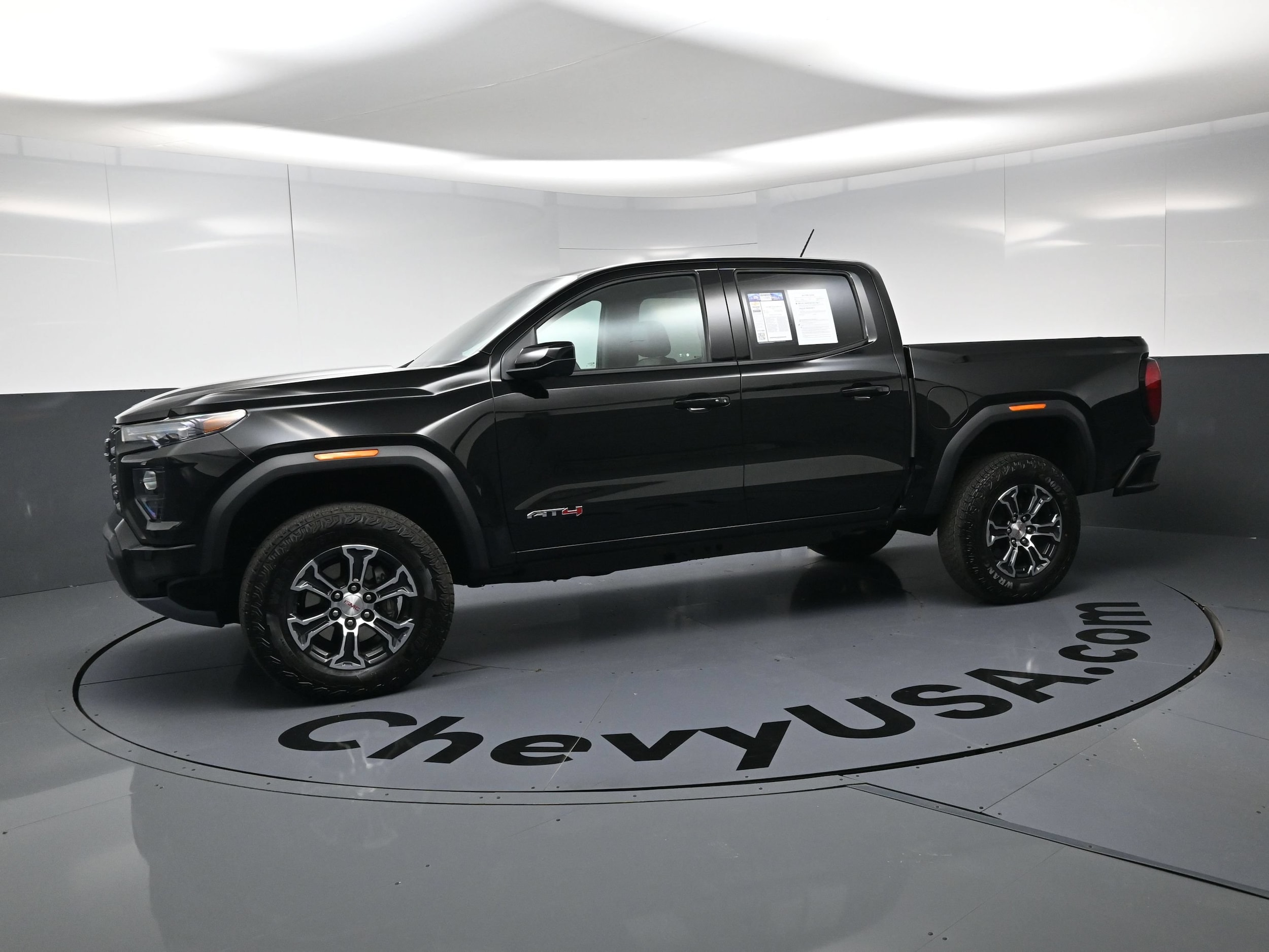 GMC Canyon 4WD AT4