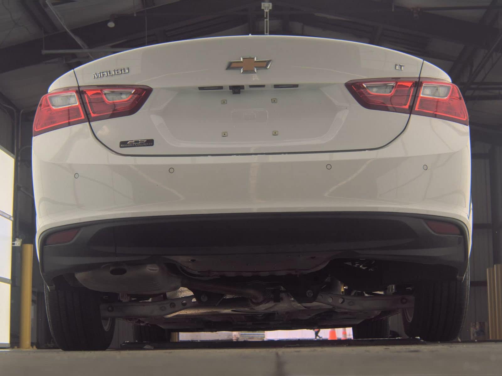 2024 Chevrolet Malibu LT photo 3