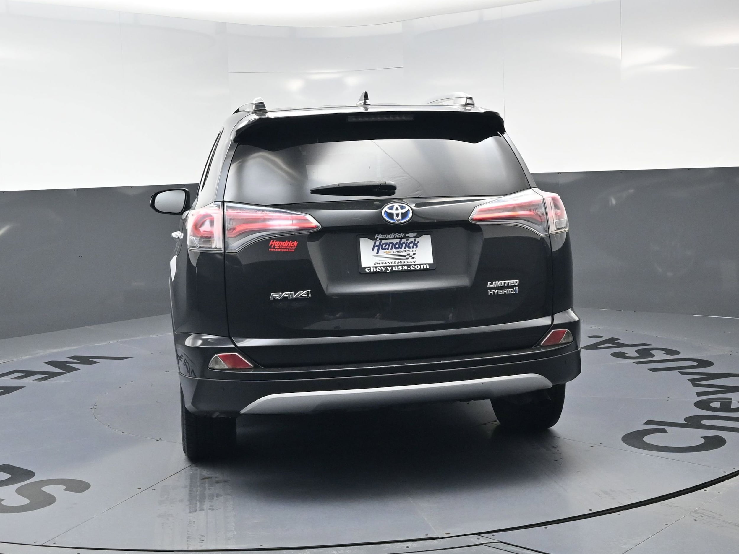 2016 Toyota RAV4 Hybrid Limited photo 3