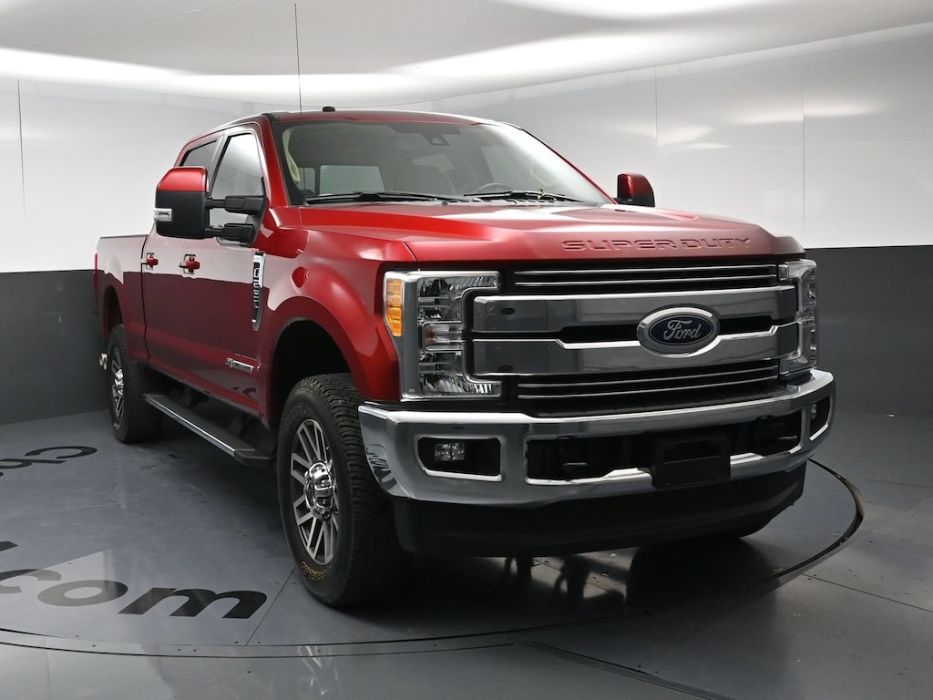 Used 2017 Ford Super Duty F-250 SRW Lariat Pickup