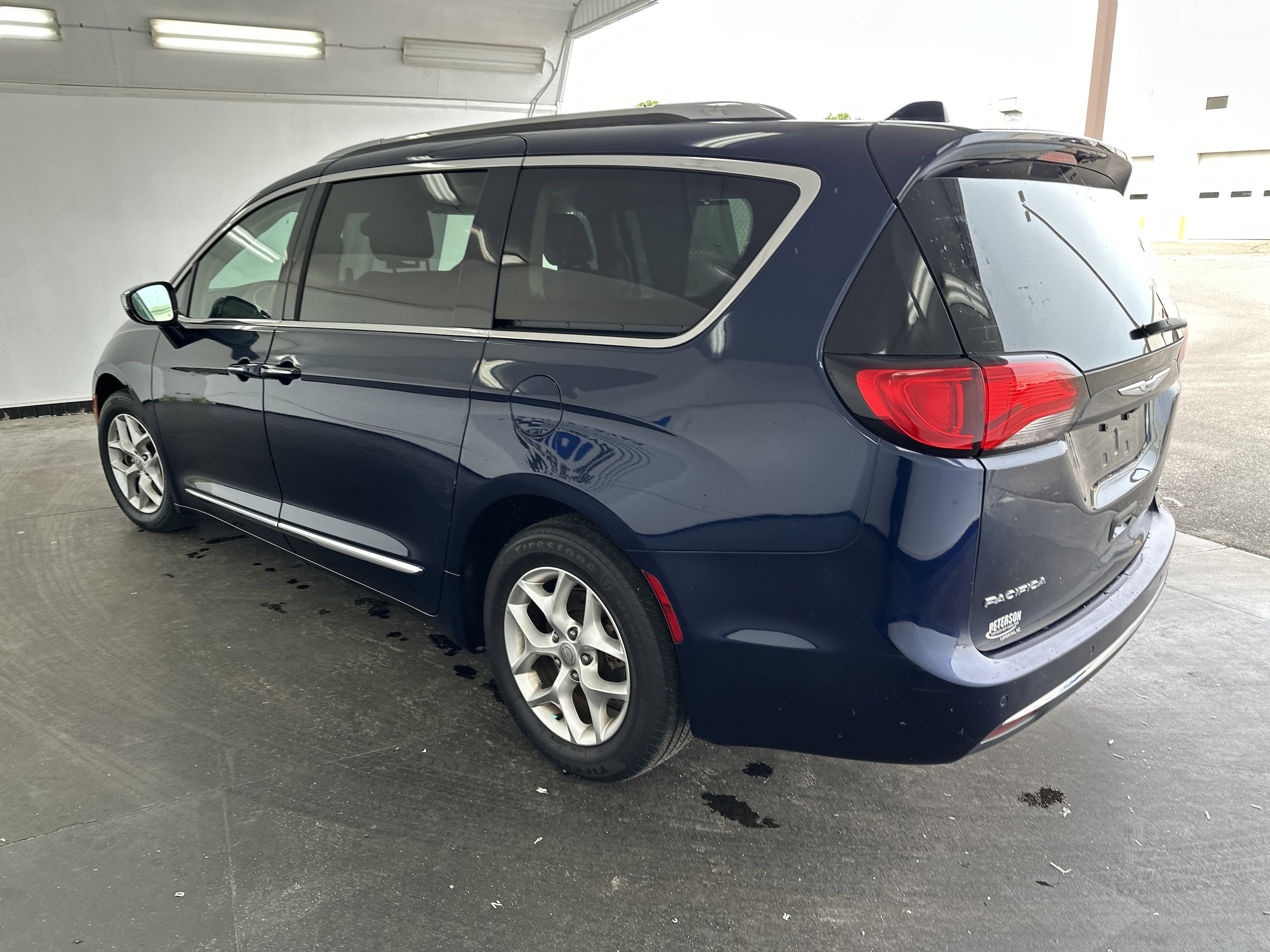 2020 Chrysler Pacifica Limited photo 6