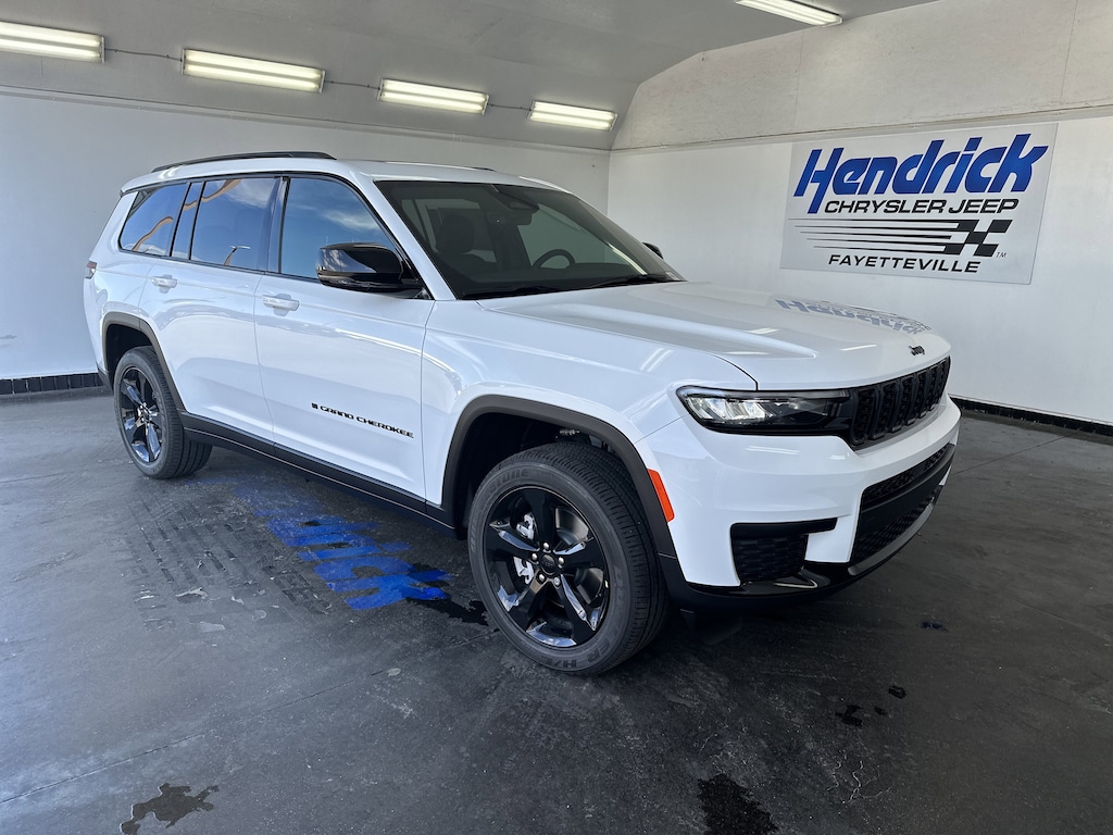 New 2025 Jeep Grand Cherokee L Altitude X SUV