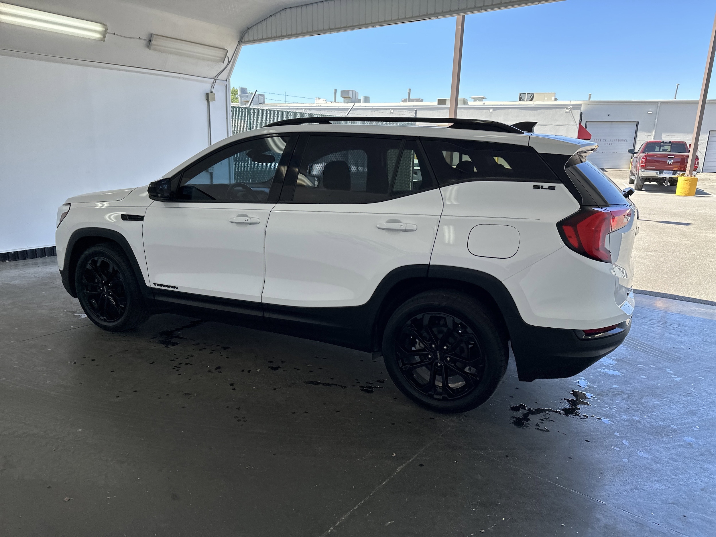 2020 GMC Terrain SLE photo 5