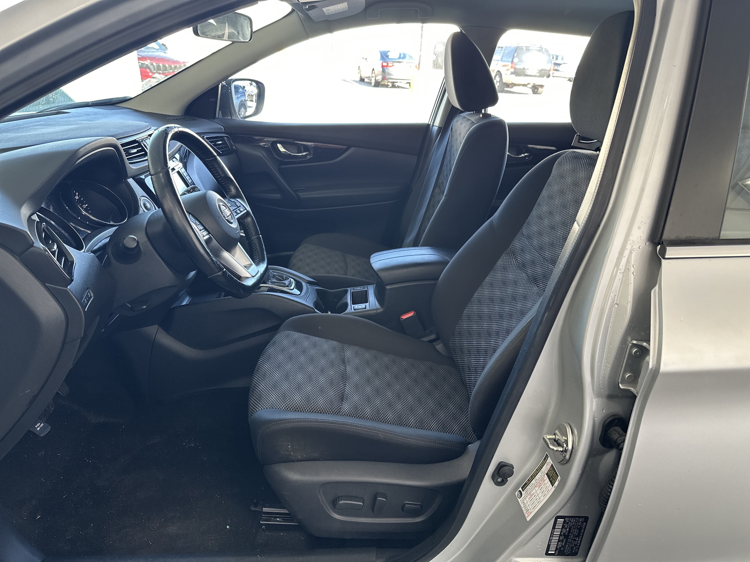 2021 Nissan Rogue Sport SV