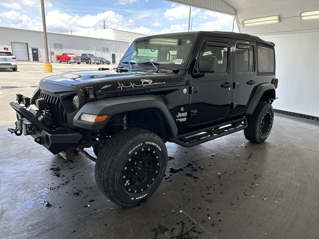Used 2018 Jeep Wrangler Unlimited Sport Convertible