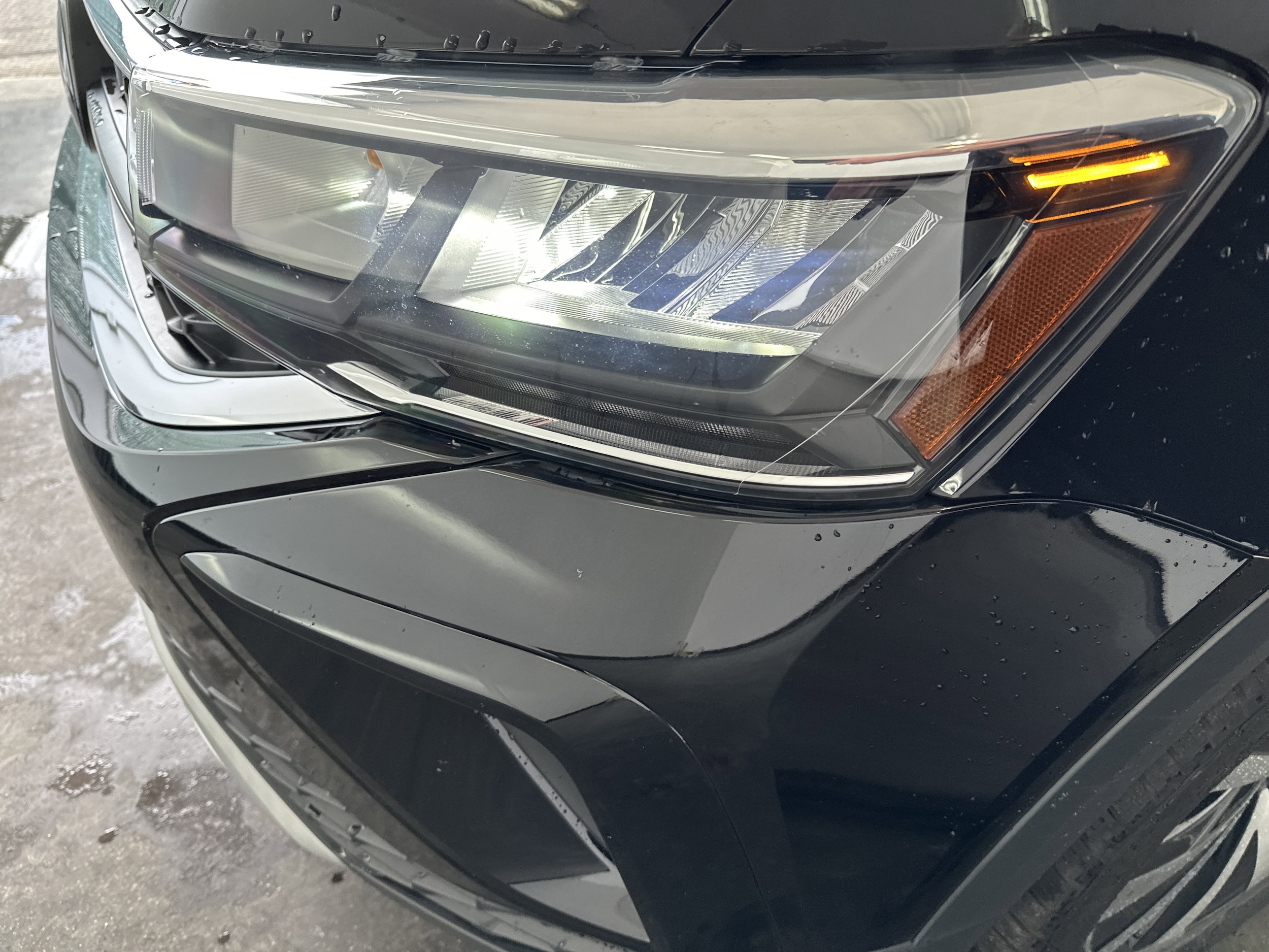 2024 Volkswagen Taos SE photo 4