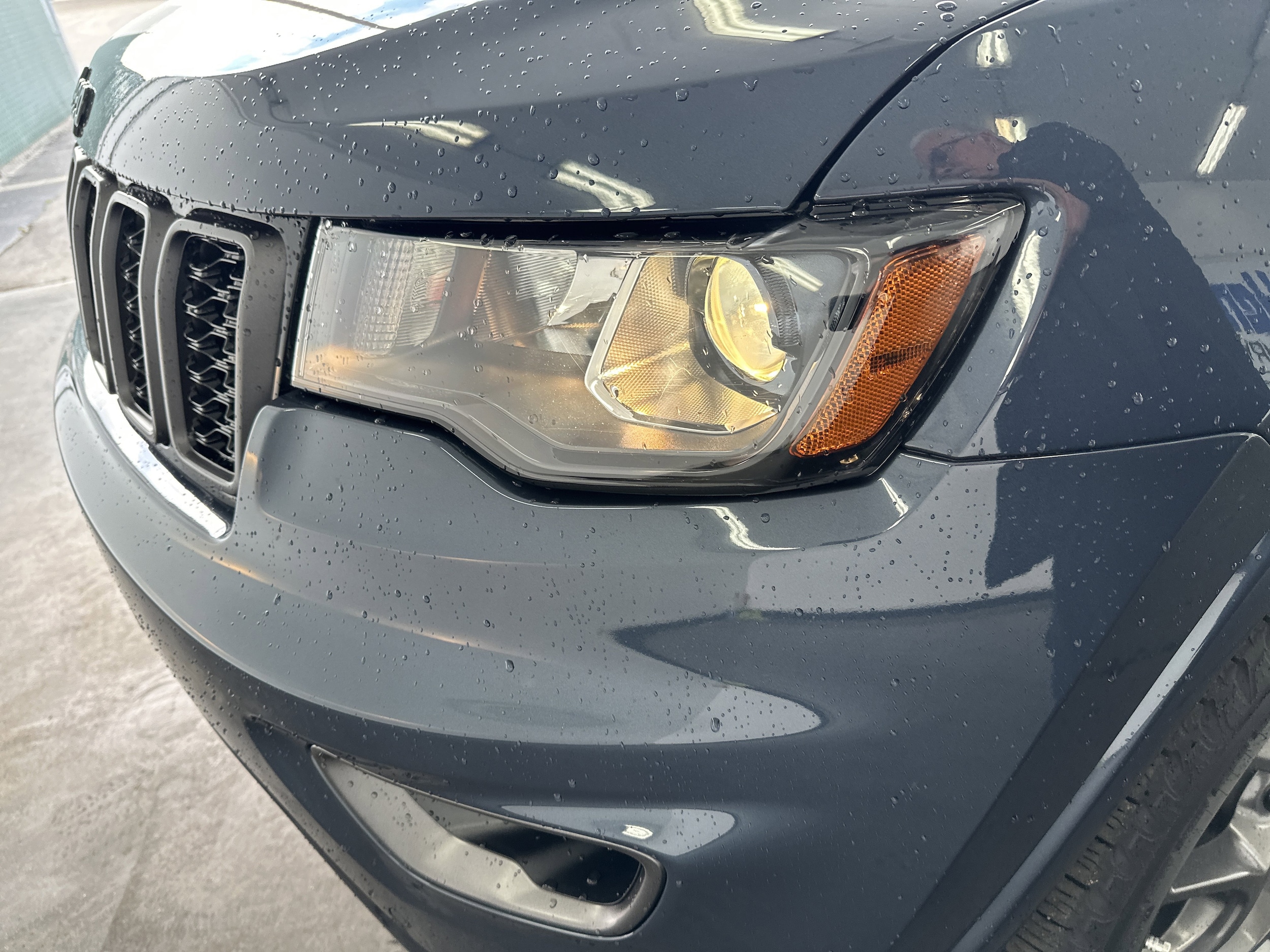 2021 Jeep Grand Cherokee 80th Anniversary photo 4