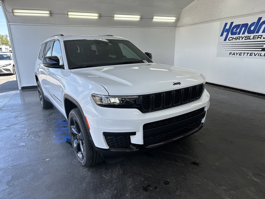 New 2025 Jeep Grand Cherokee L Altitude X SUV