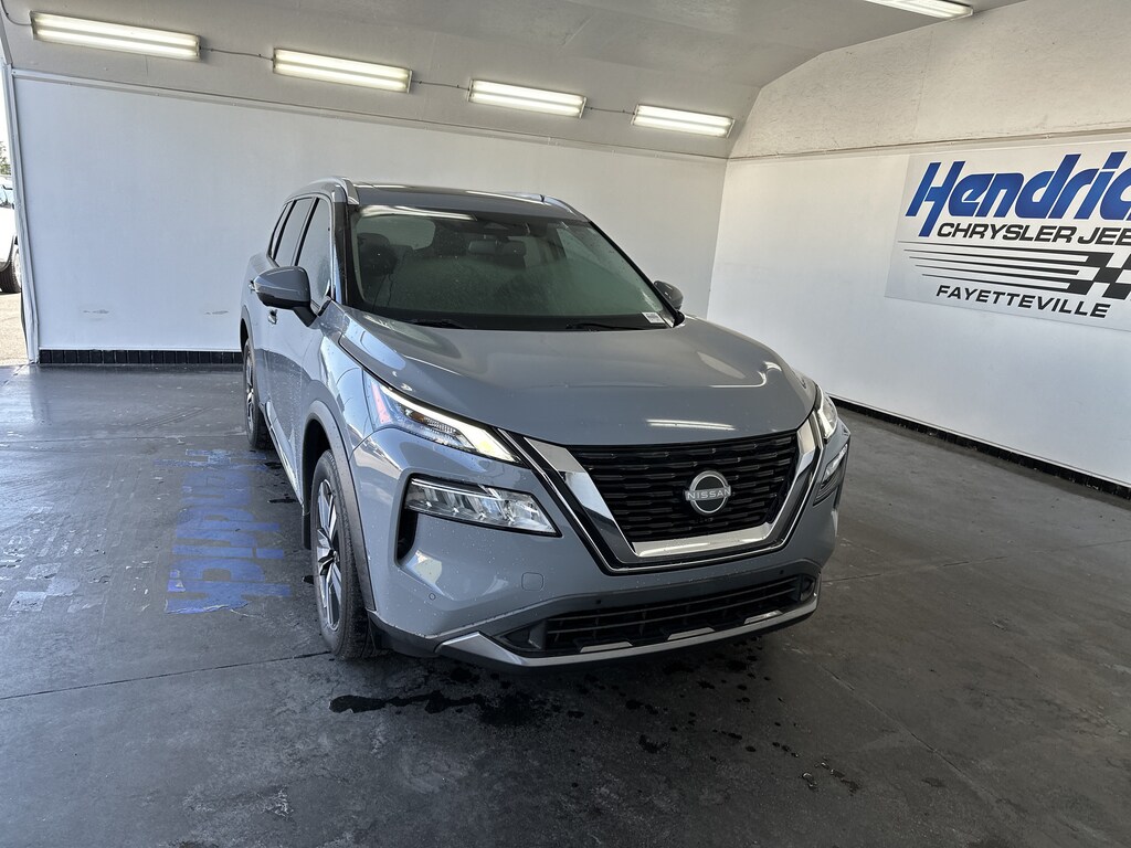 Used 2023 Nissan Rogue SL SUV