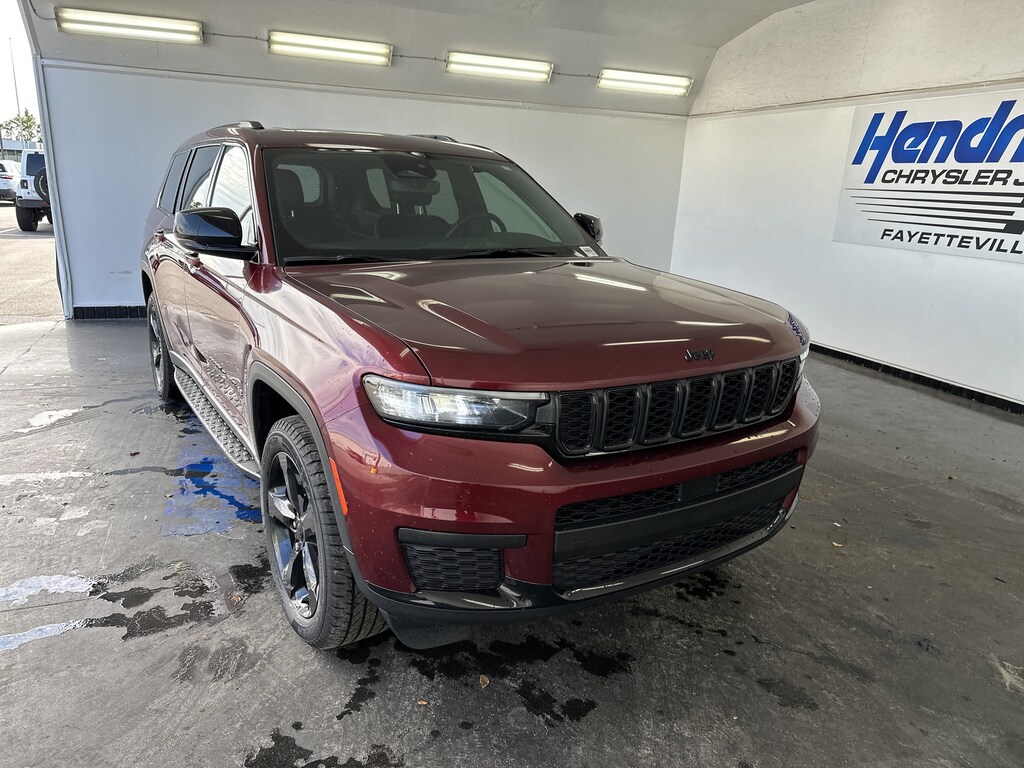 Used 2023 Jeep Grand Cherokee L Altitude SUV