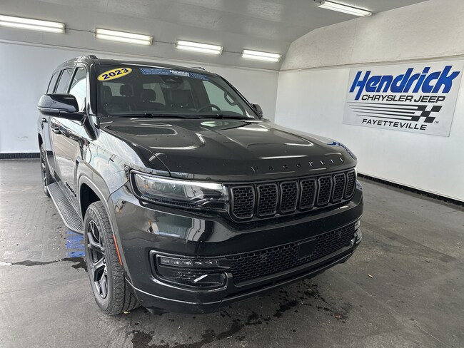 2023 Jeep Wagoneer Series II Carbide SUV