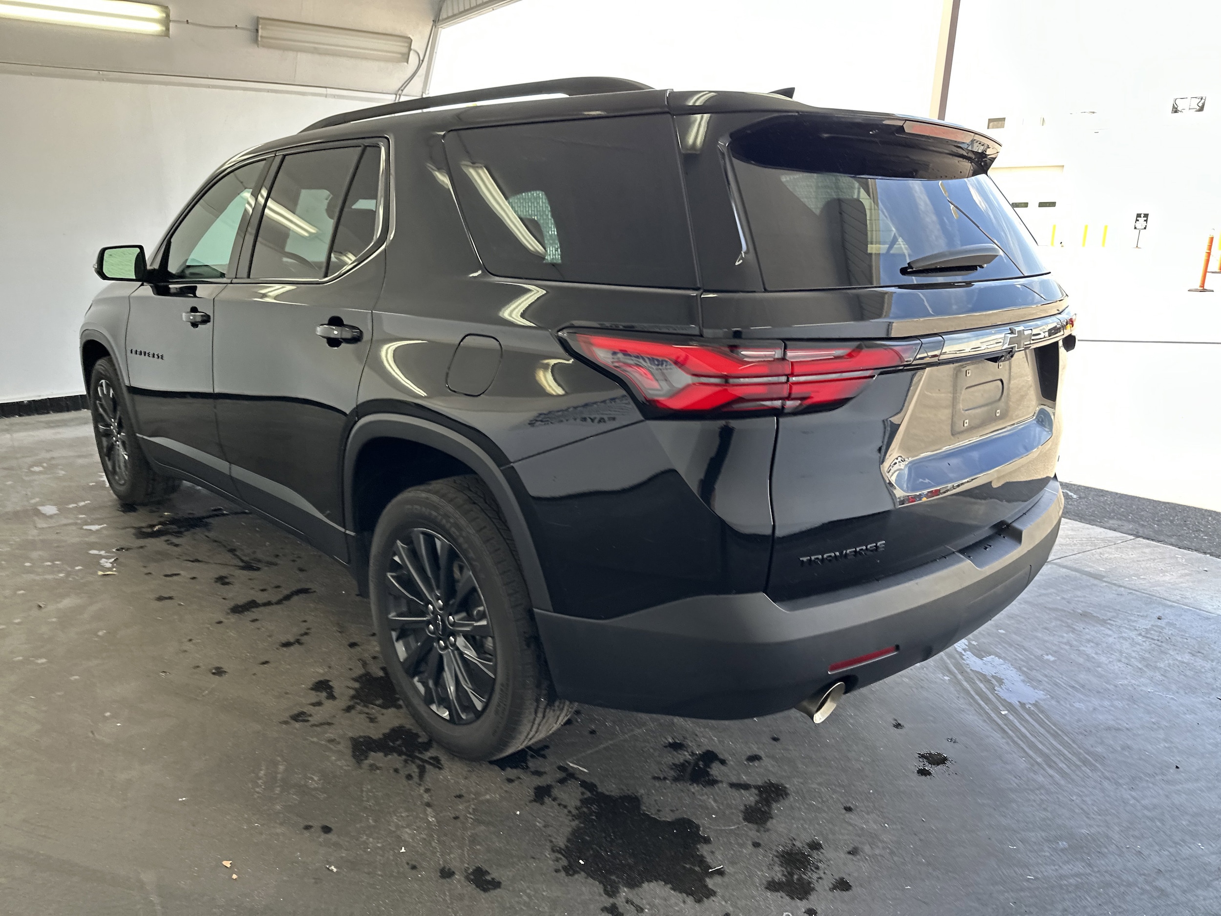 2023 Chevrolet Traverse RS photo 5