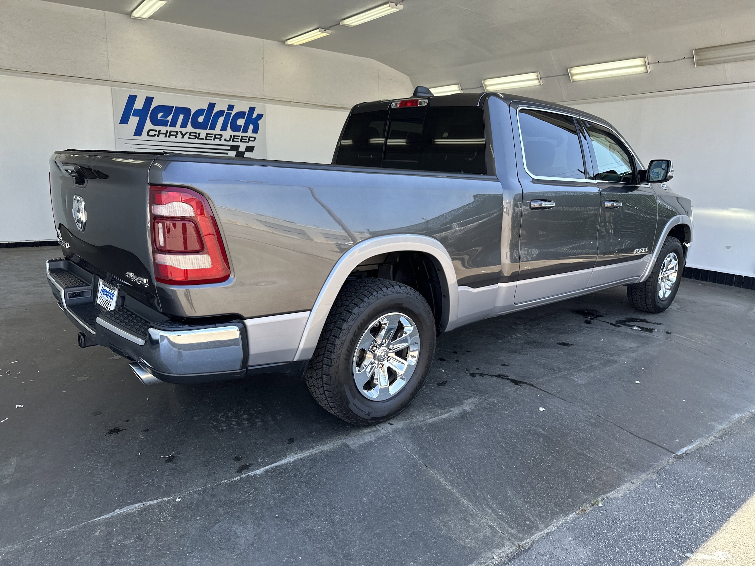 2020 Ram 1500 Laramie photo 3