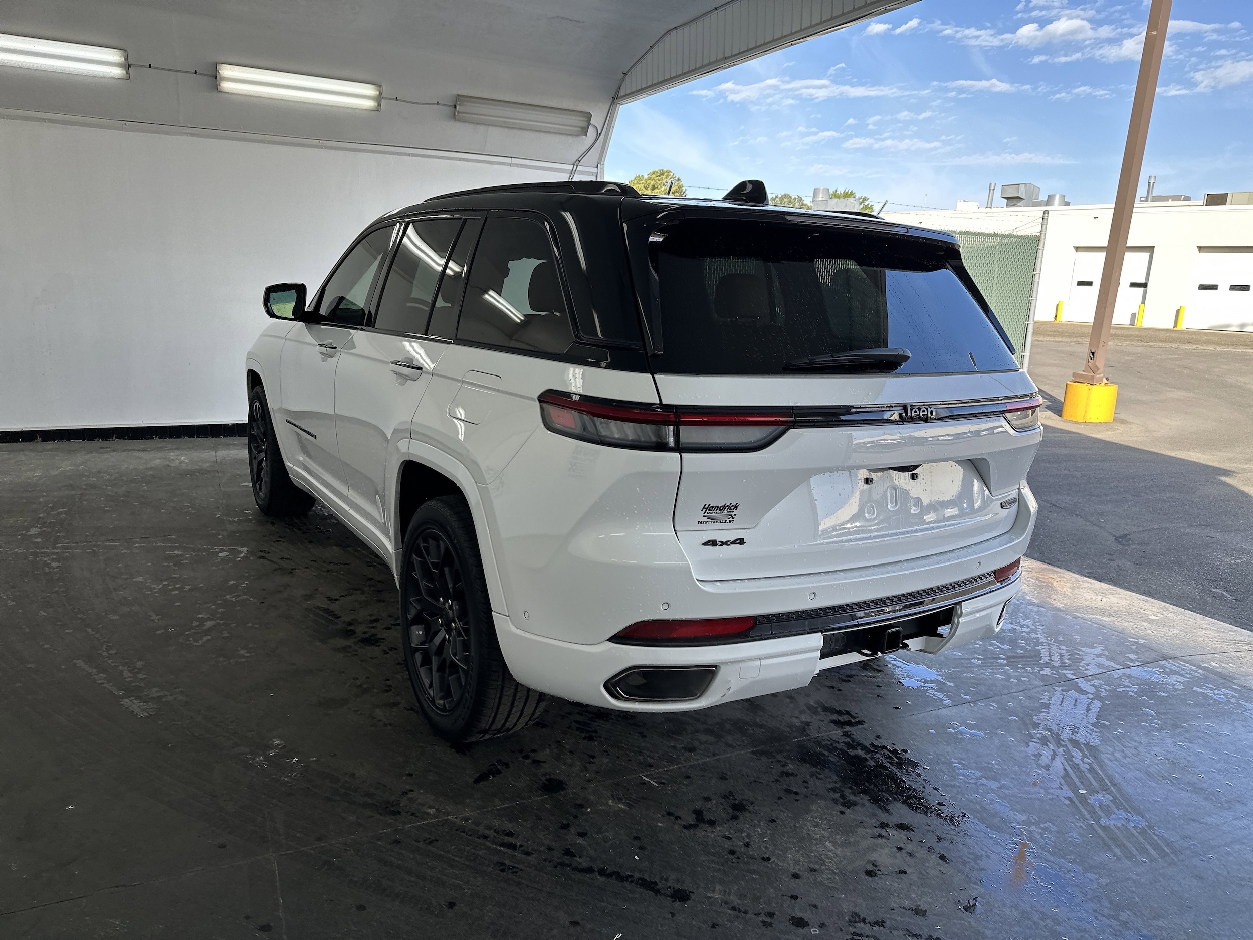 2025 Jeep Grand Cherokee Summit Reserve photo 5