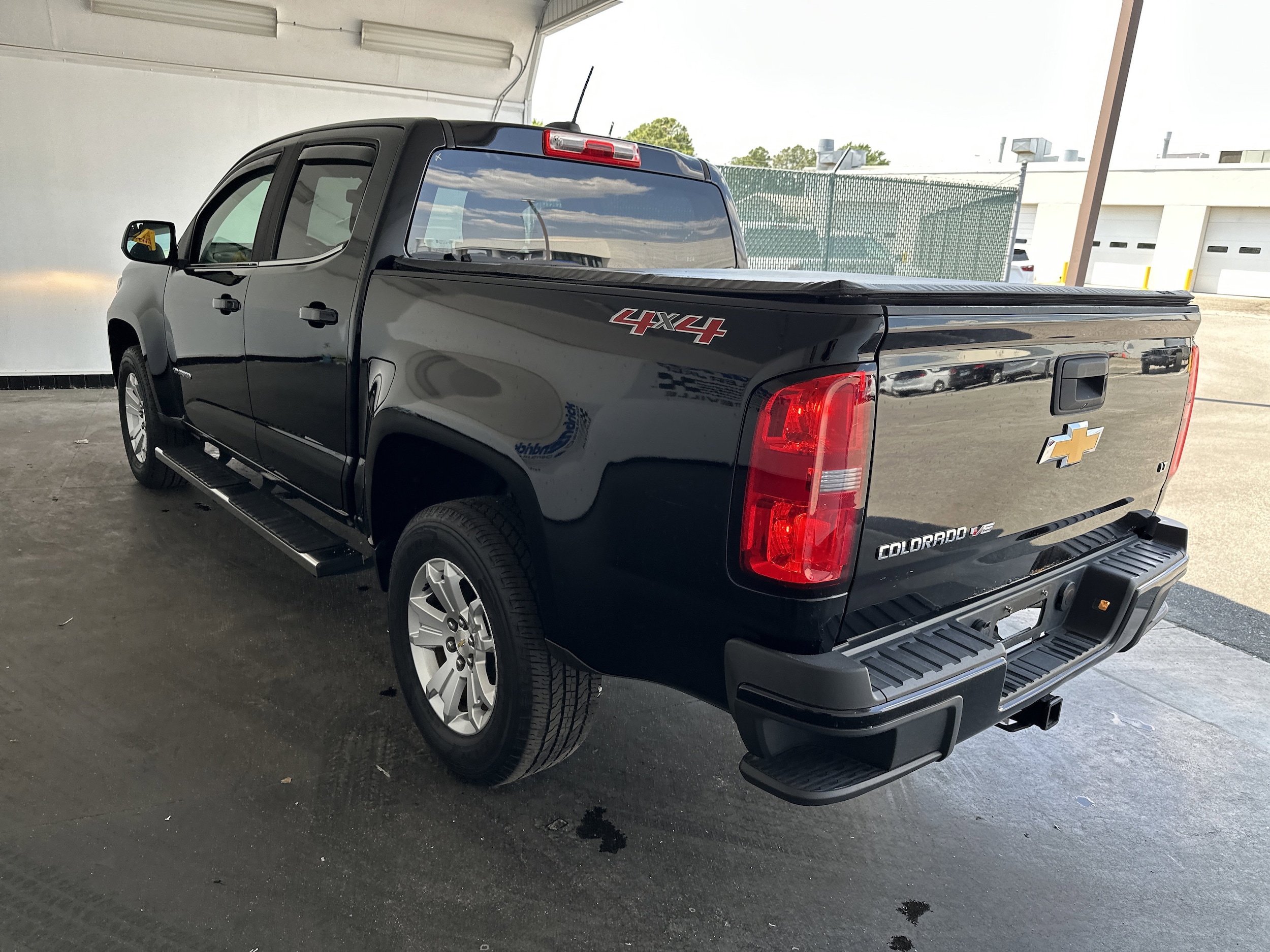 2020 Chevrolet Colorado 4WD LT photo 5