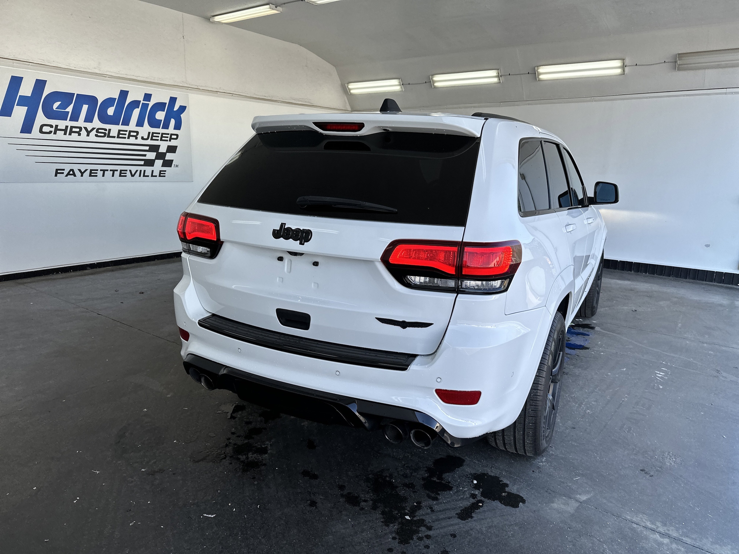 2021 Jeep Grand Cherokee Trackhawk photo 3