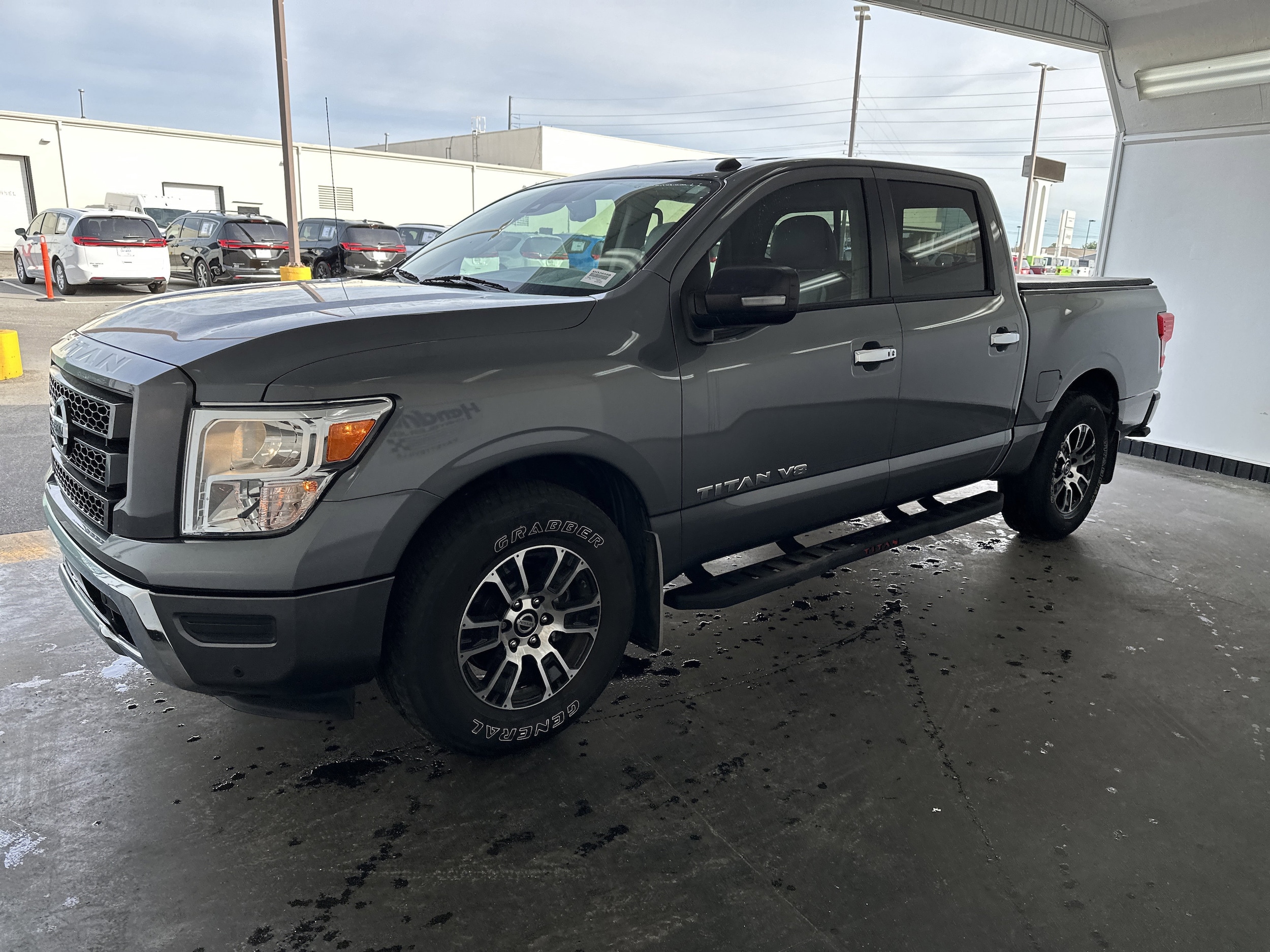 2020 Nissan Titan SV photo 2