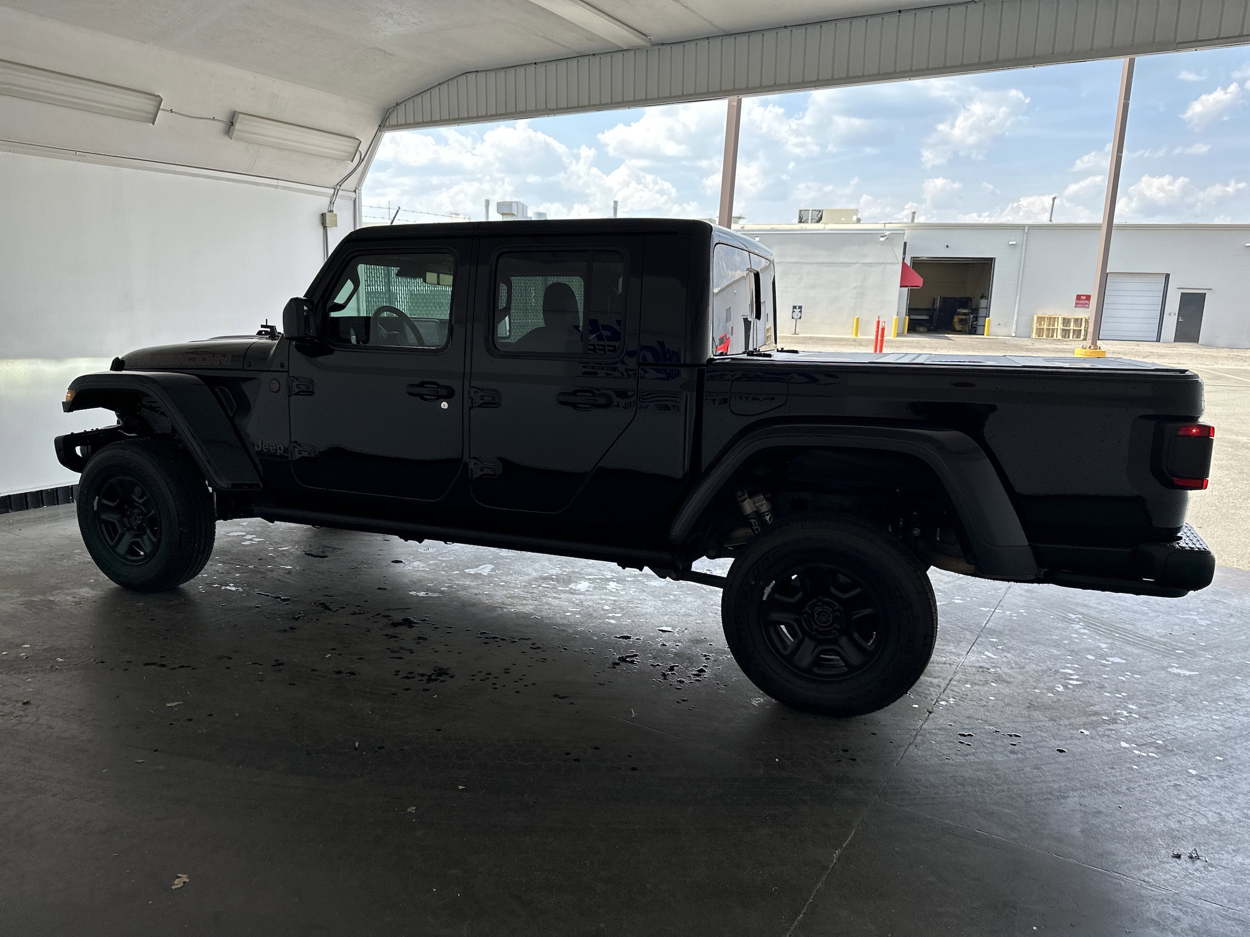2024 Jeep Gladiator Rubicon X photo 4