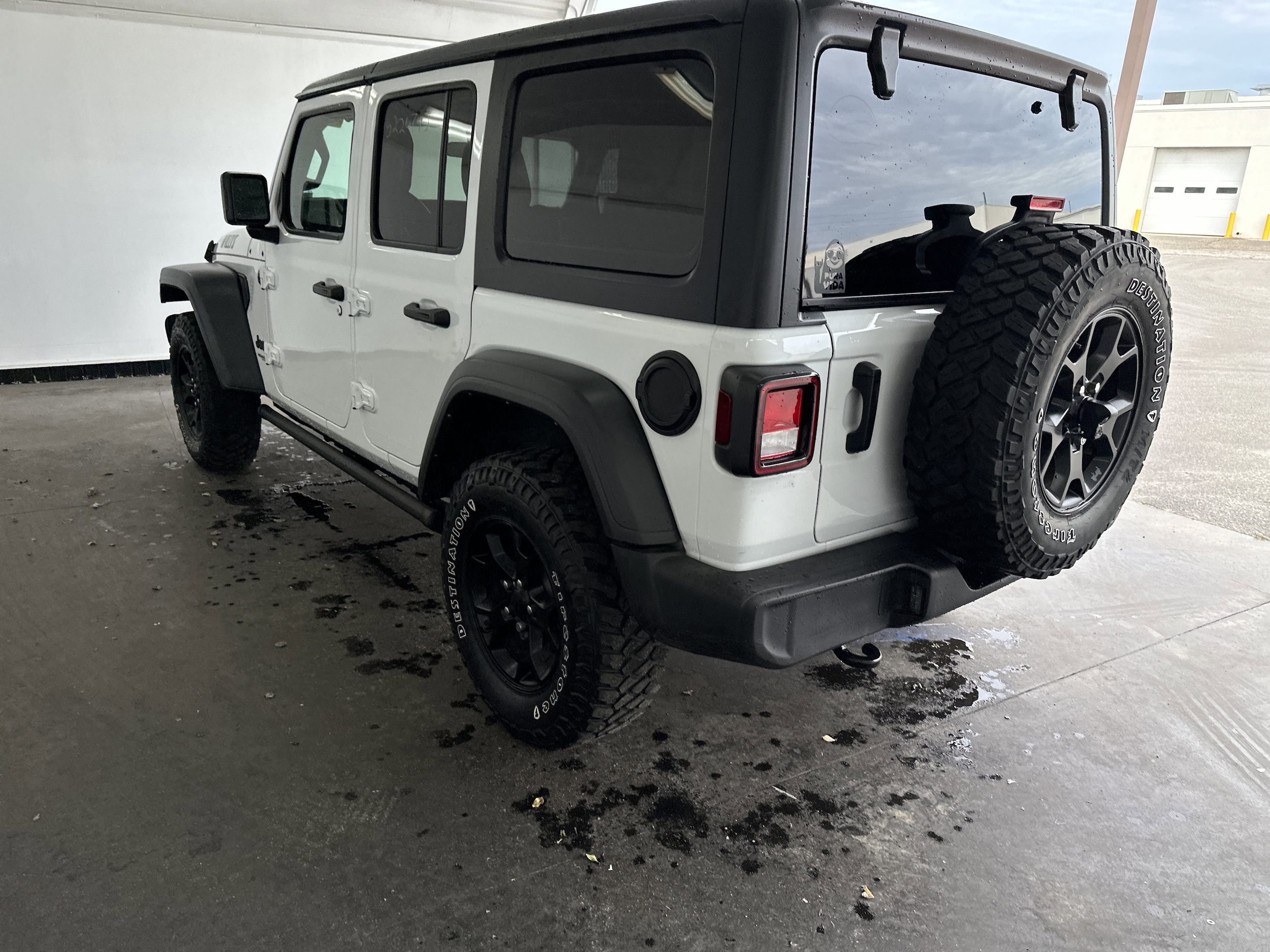 2021 Jeep Wrangler Unlimited Willys photo 6
