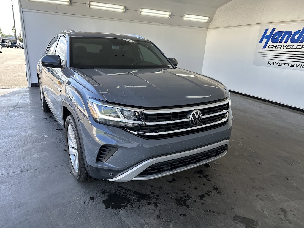 Used 2022 Volkswagen Atlas Cross Sport 3.6L V6 SE w/Technology SUV