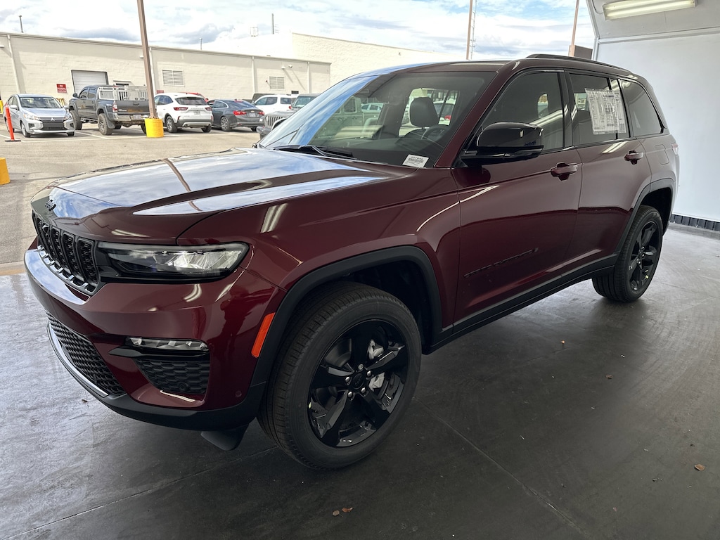 New 2025 Jeep Grand Cherokee Limited SUV