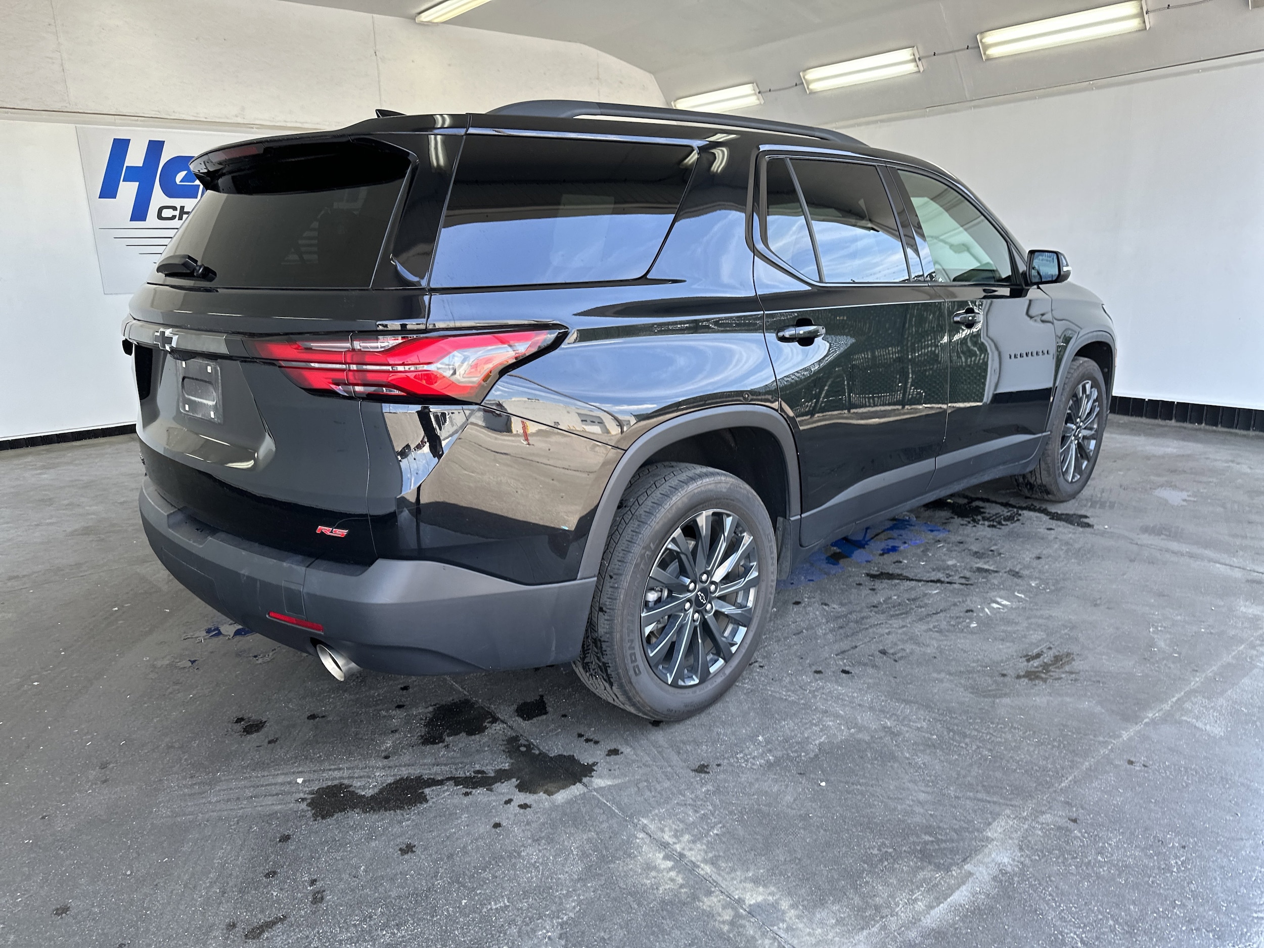 2023 Chevrolet Traverse RS photo 3