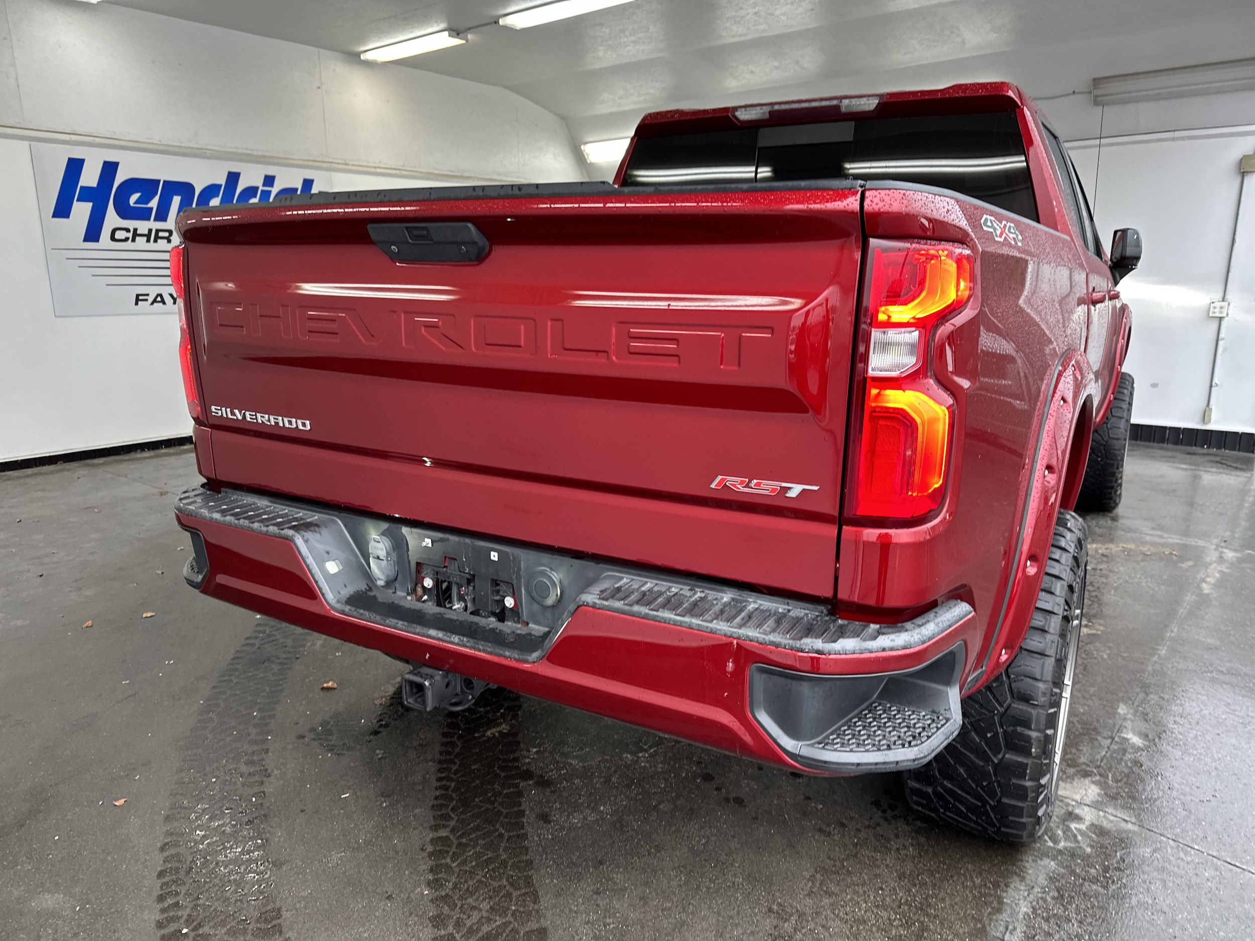 2021 Chevrolet Silverado 1500 RST photo 6
