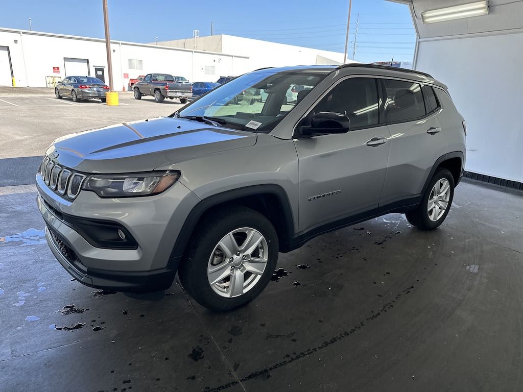 Used 2022 Jeep Compass Latitude SUV
