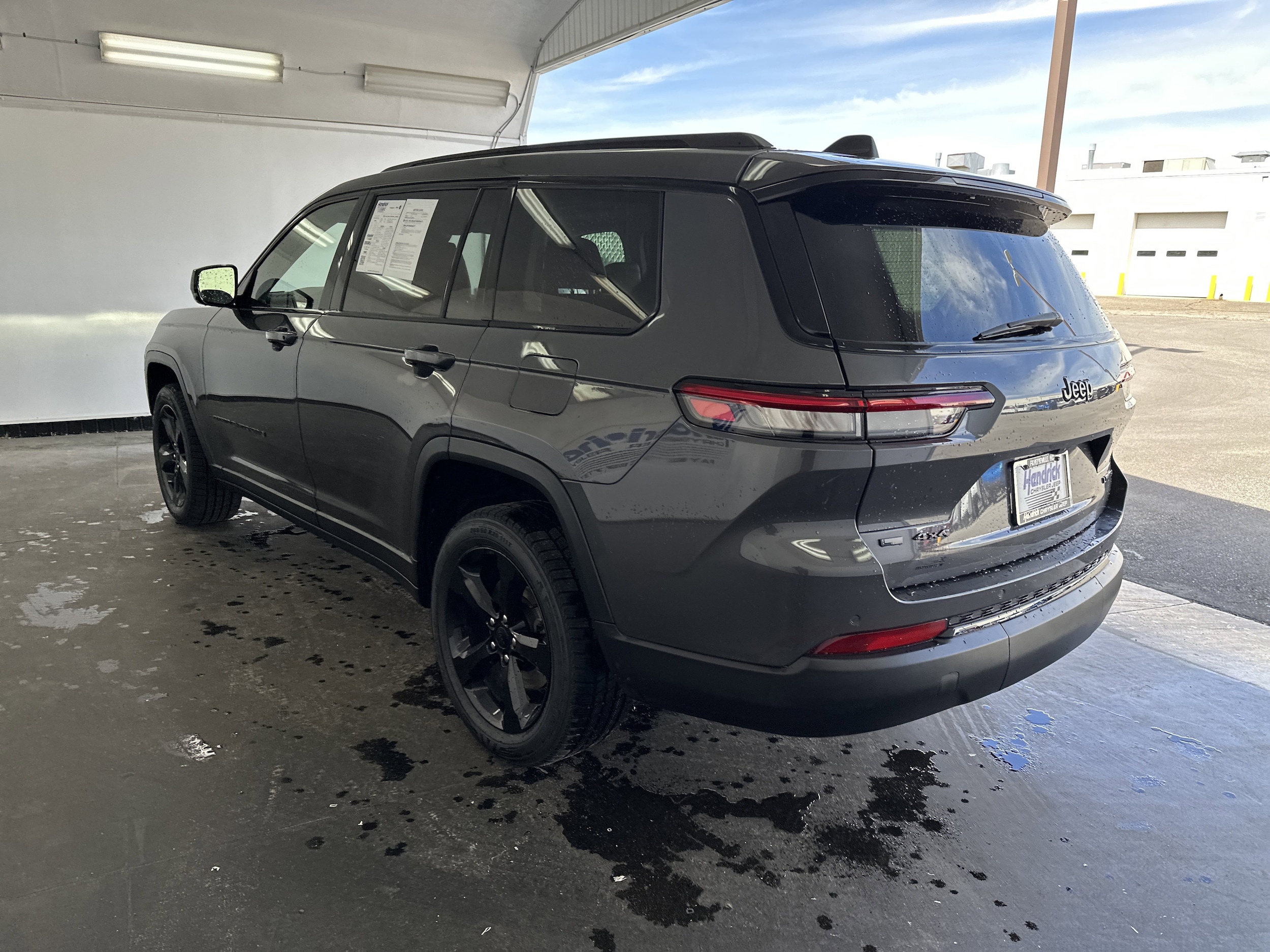 2023 Jeep Grand Cherokee L Limited photo 5