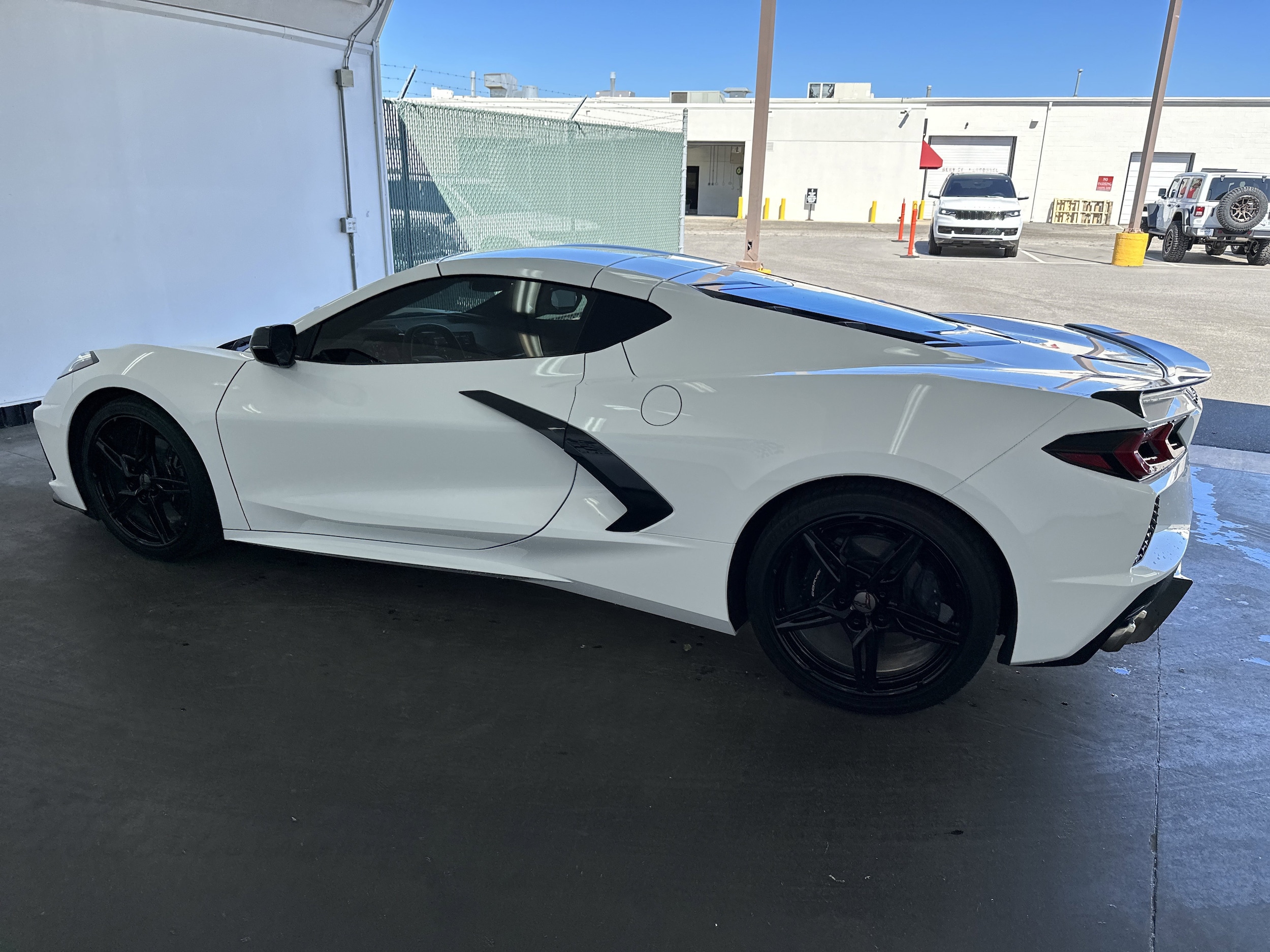 2023 Chevrolet Corvette 1LT photo 4