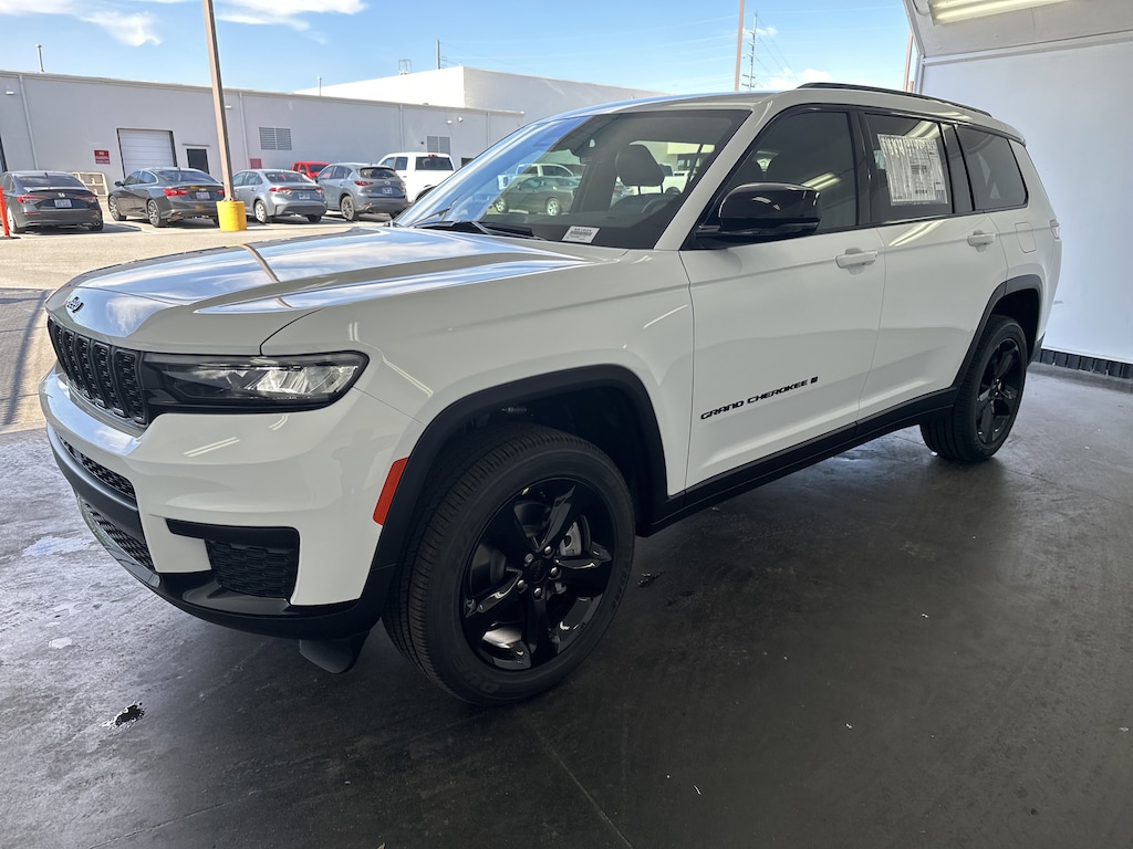 New 2025 Jeep Grand Cherokee L Altitude X SUV