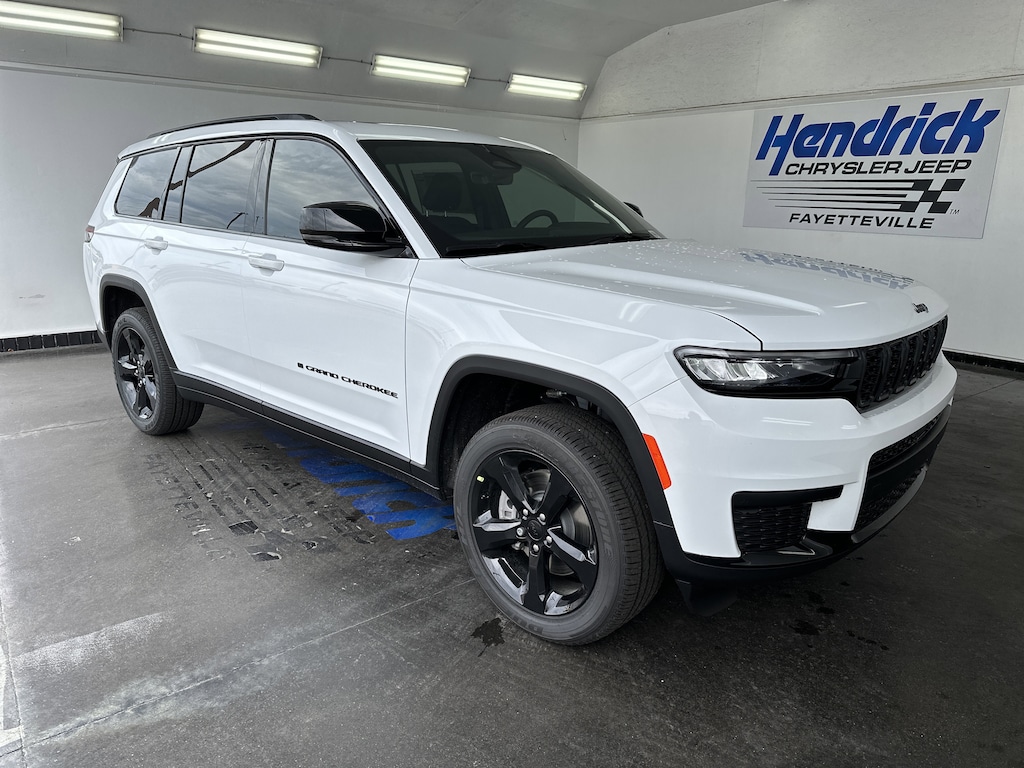 New 2025 Jeep Grand Cherokee L Altitude X SUV