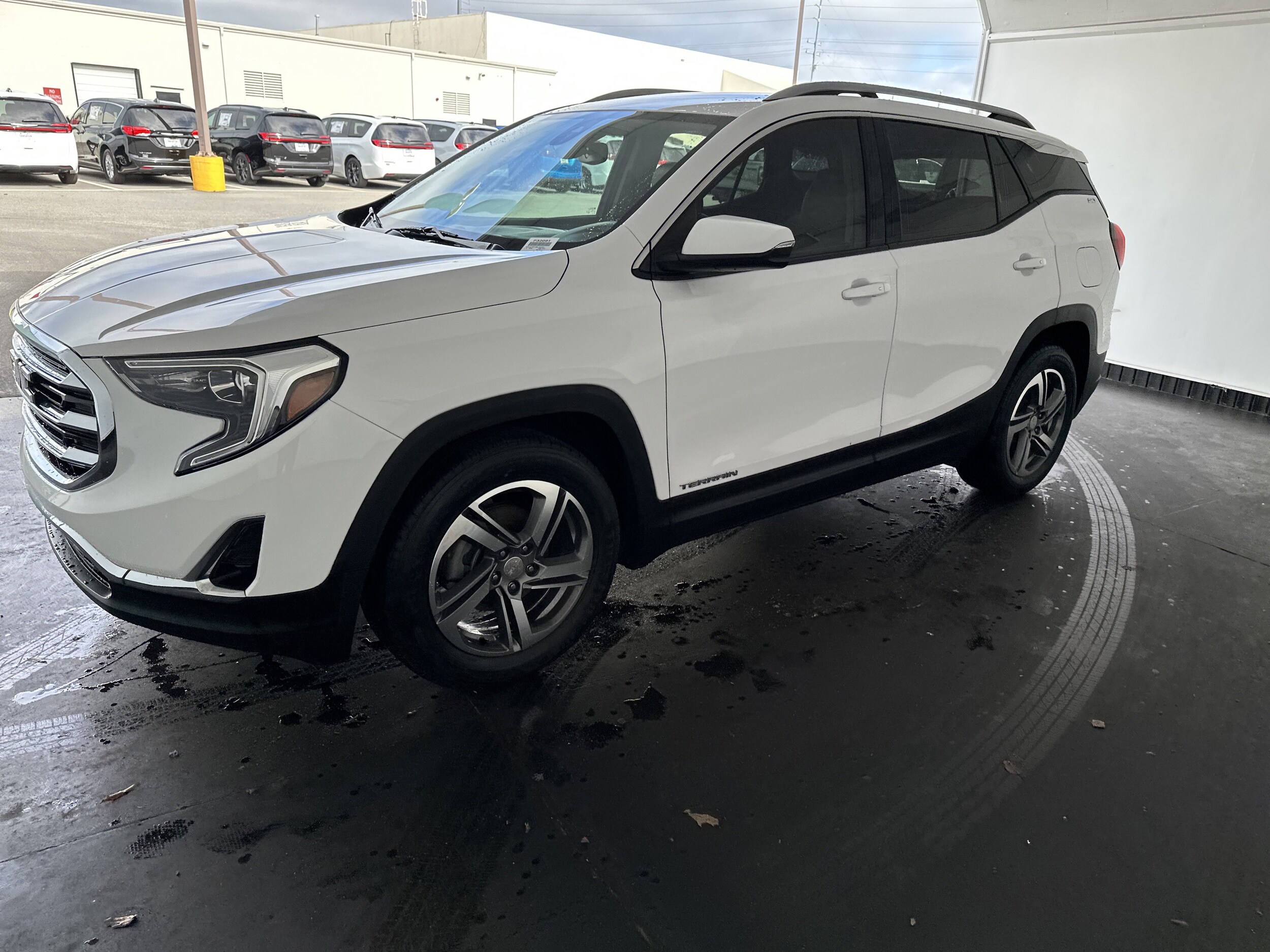 2021 GMC Terrain SLT photo 2