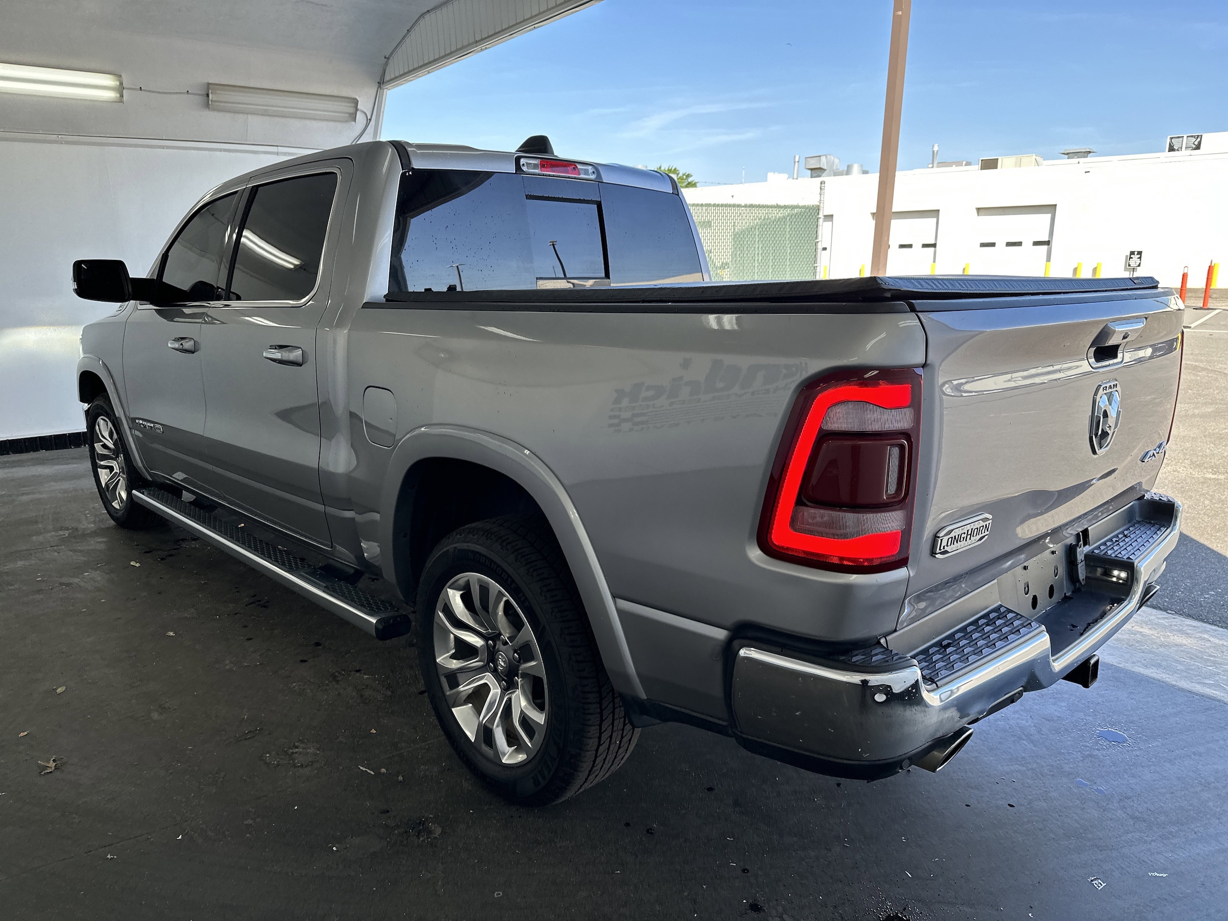 2022 Ram 1500 Longhorn photo 5