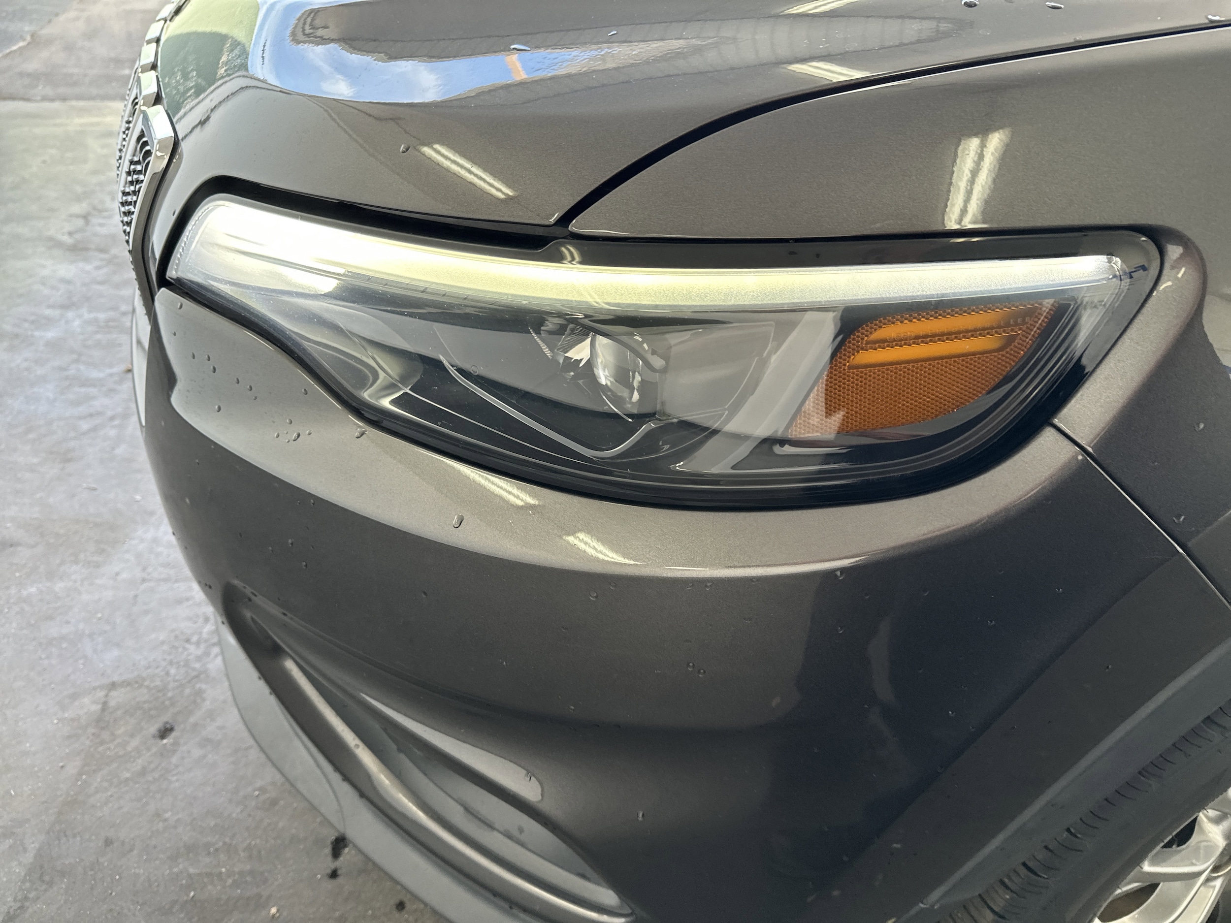 2019 Jeep Cherokee Latitude Plus photo 4